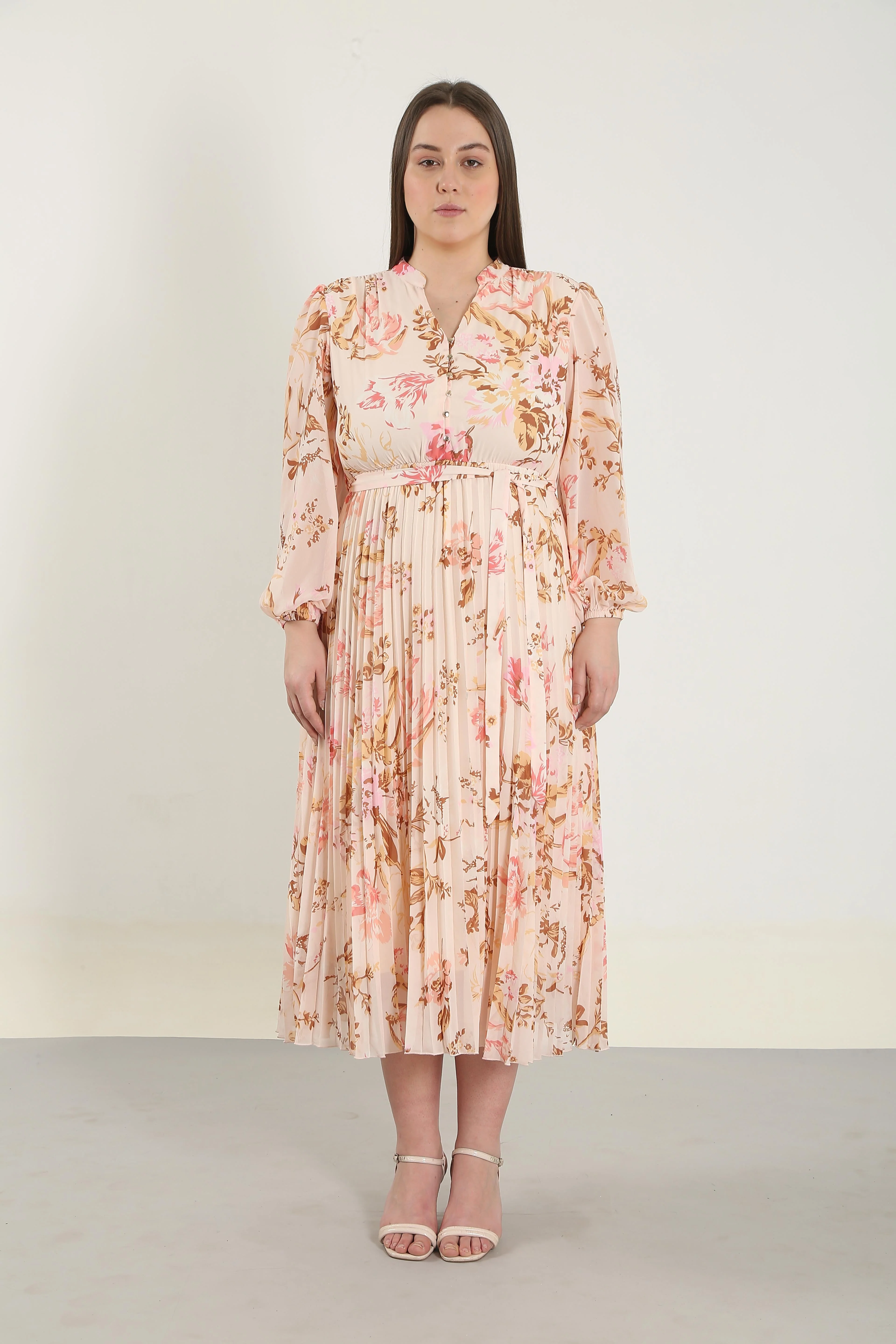 Vero Moda Curve Peach Floral Midaxi Pleated Dress - Image 8