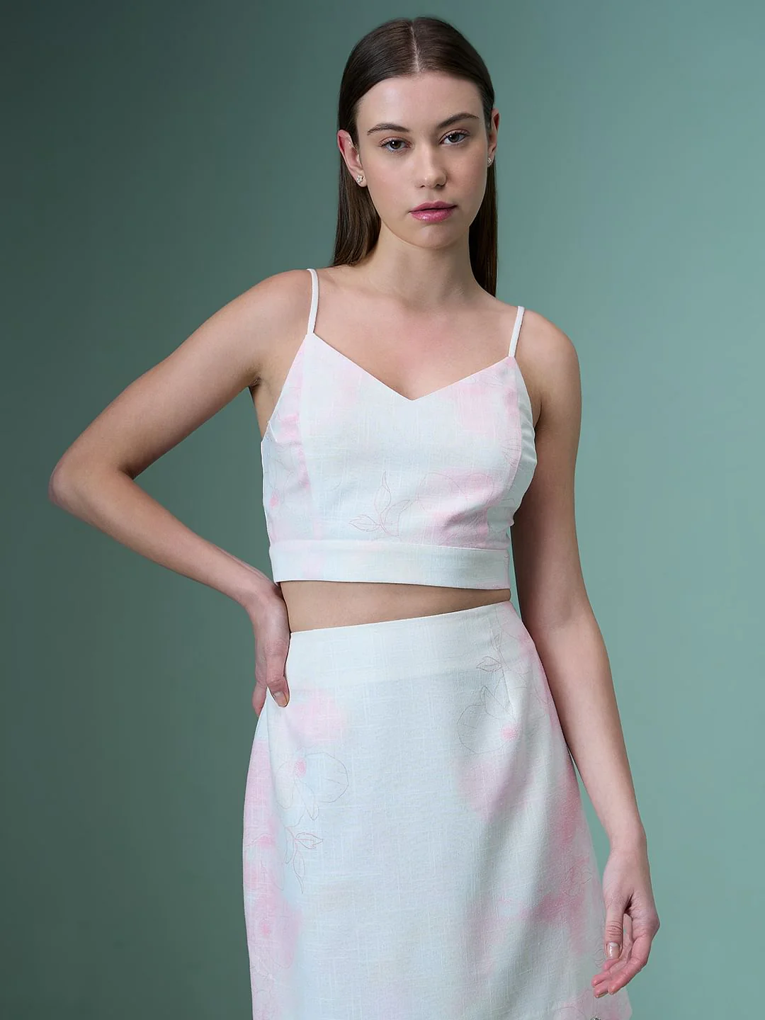 Marquee White Floral Co-Ord Set Crop Top - Image 2