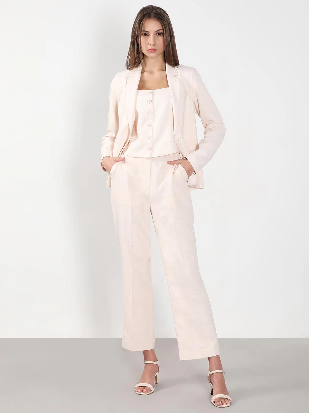 Vero Moda Cream Waistcoat - Image 5