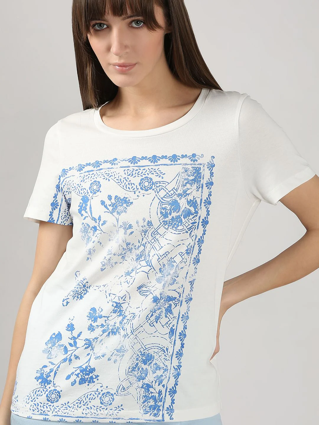 White Printed T-Shirt - Image 7