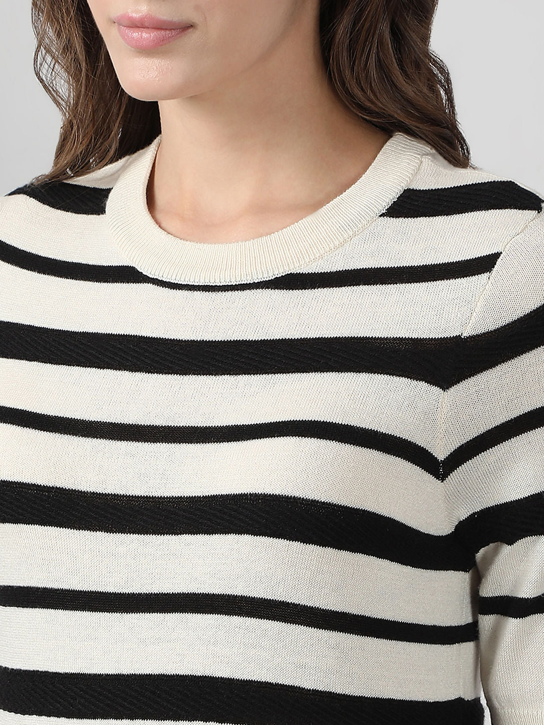 Black & White Striped Knitted Top - Image 8