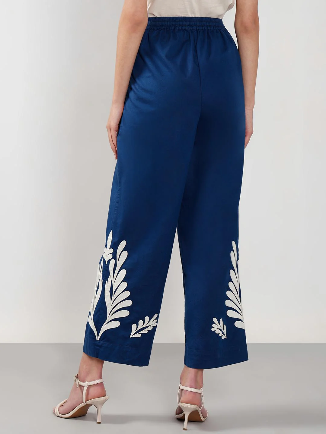 Vero Moda Dark Blue Printed High Rise Pants - Image 3