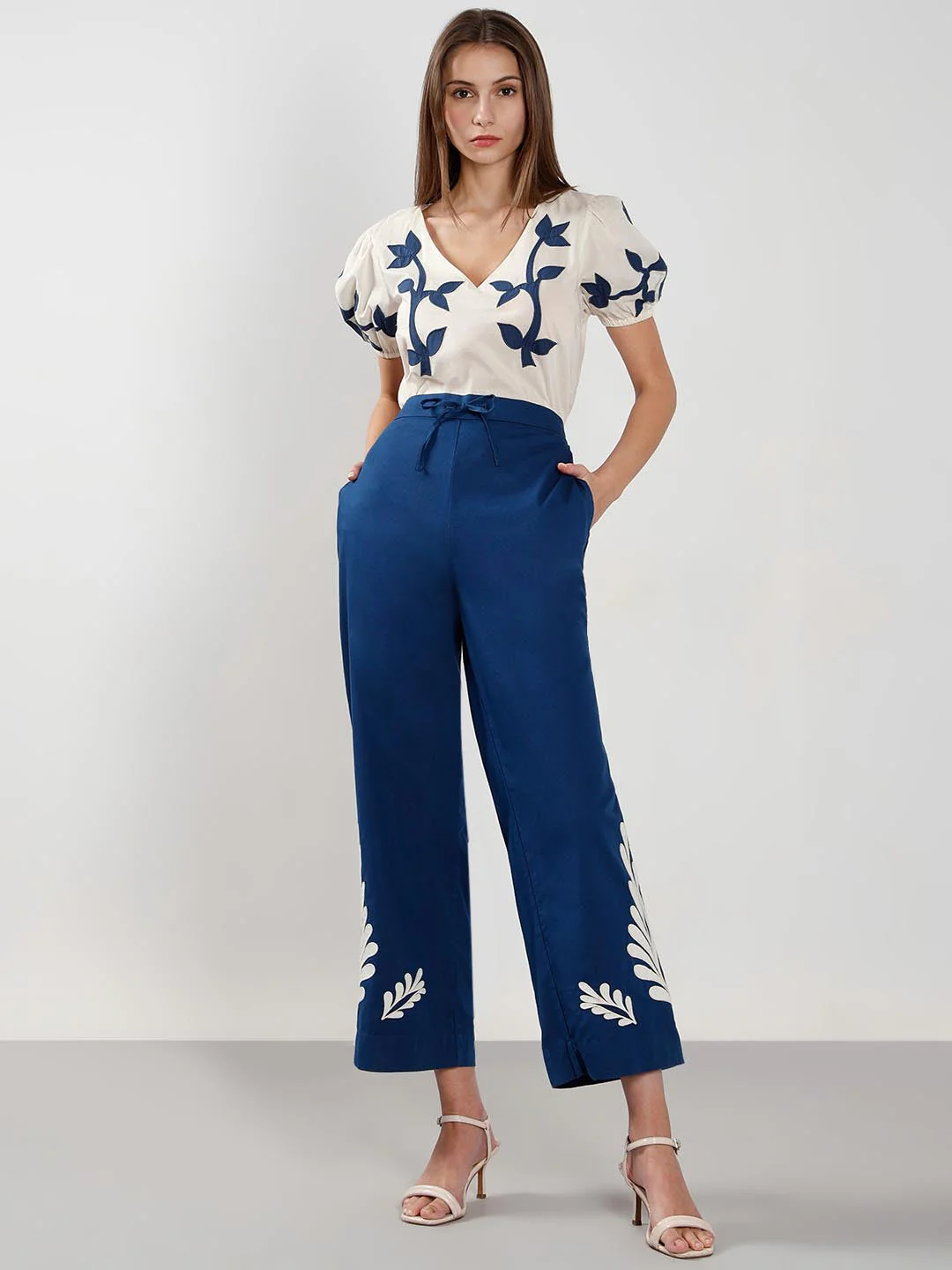 Vero Moda Dark Blue Printed High Rise Pants - Image 5