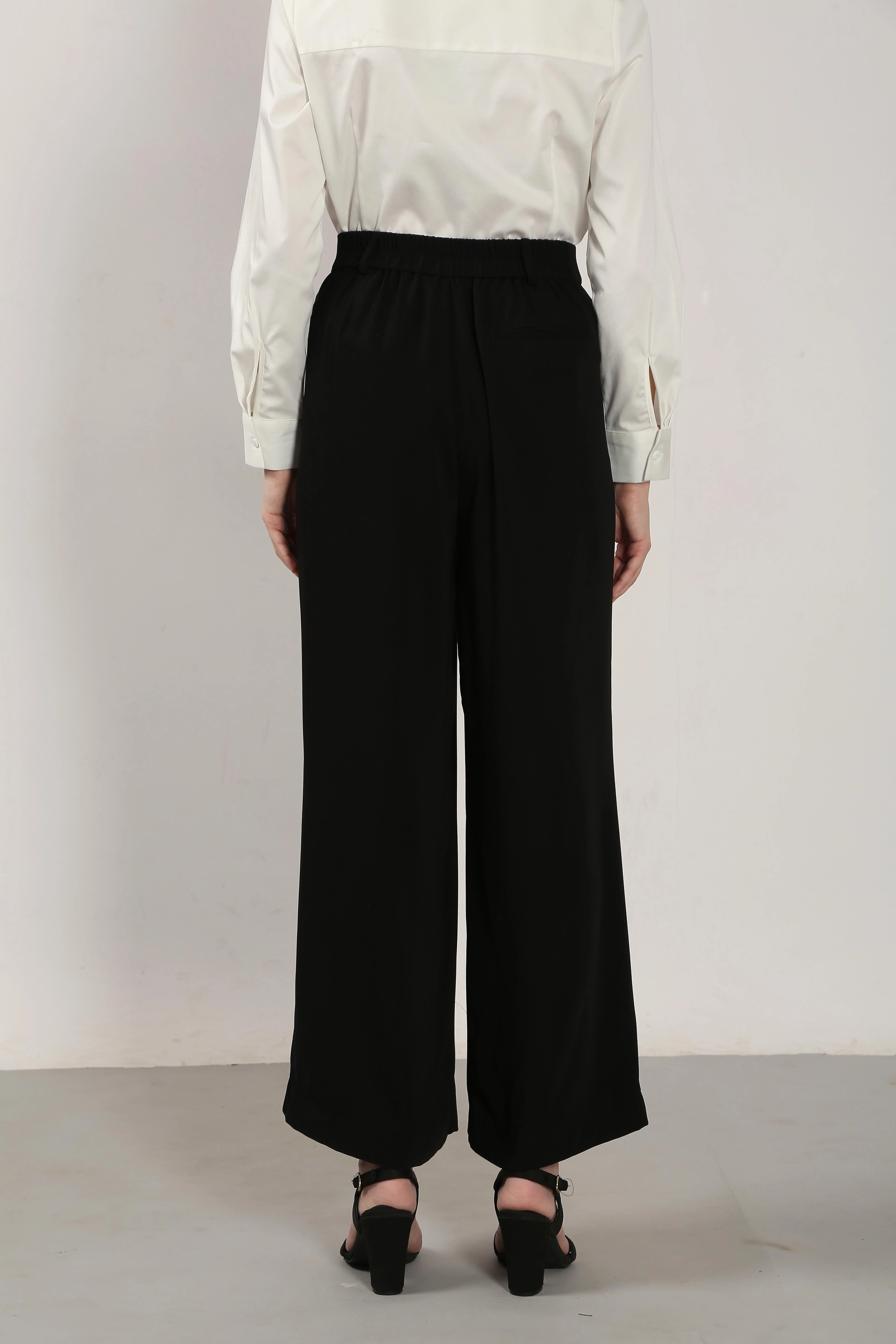 Vero Moda Black High Rise Pants - Image 10