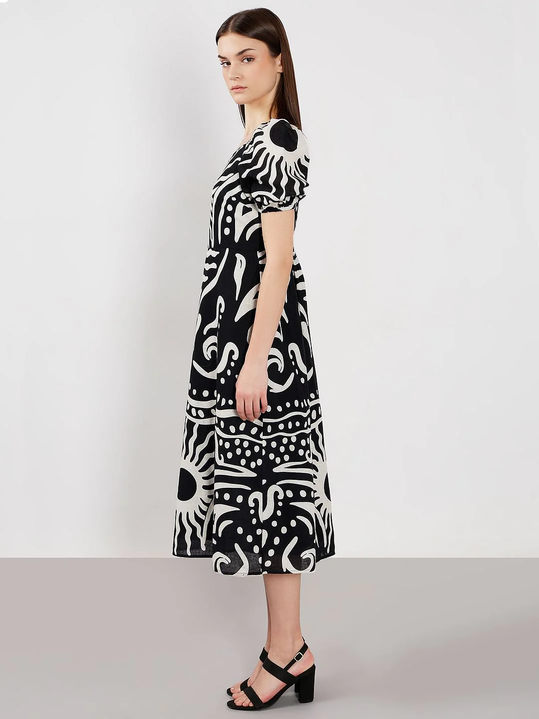 Black & White Printed Midi Dress - Image 3