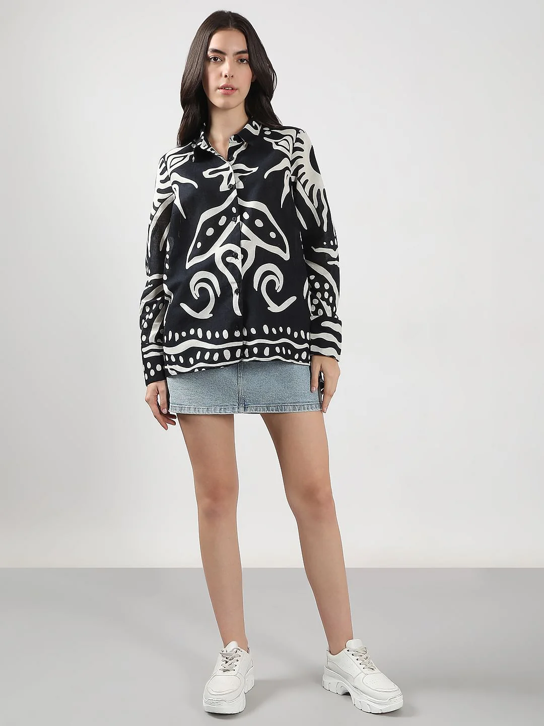 Black & White Printed Shirt - Image 5