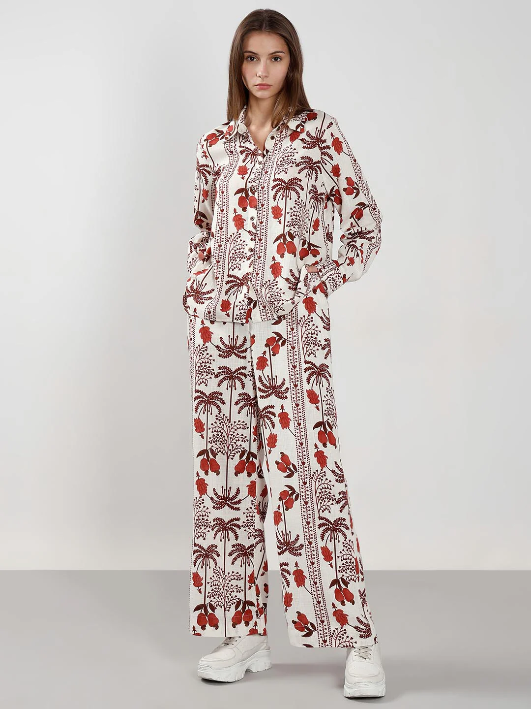 Vero Moda Ecru Printed Shirt - Image 5
