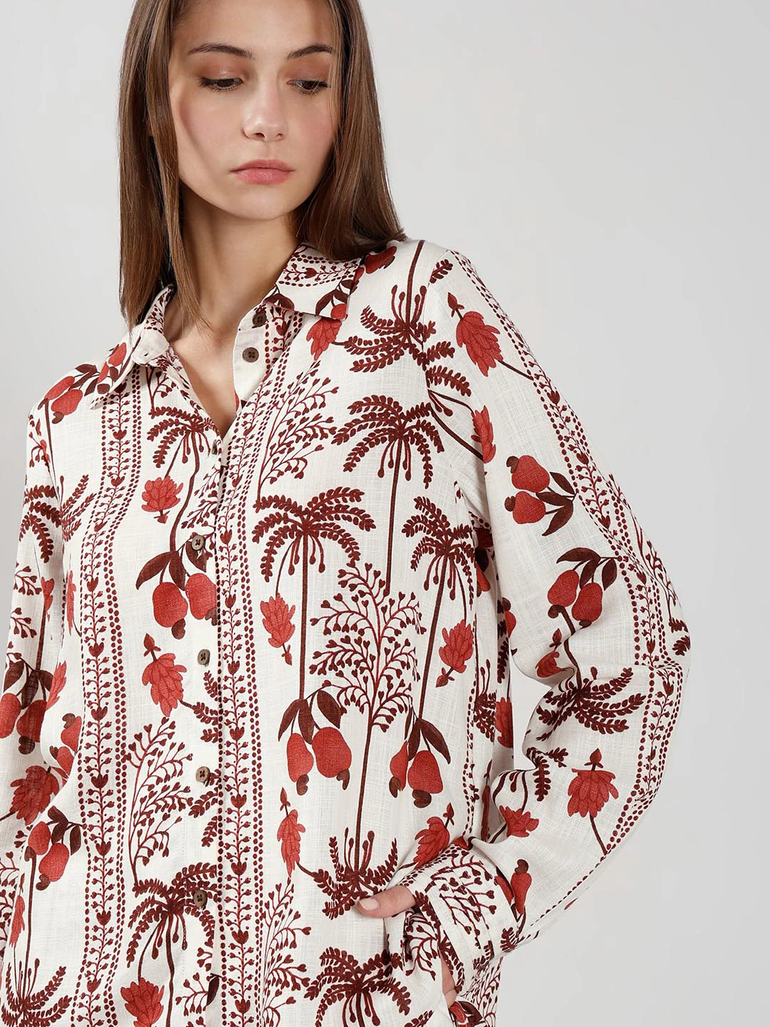 Vero Moda Ecru Printed Shirt - Image 6
