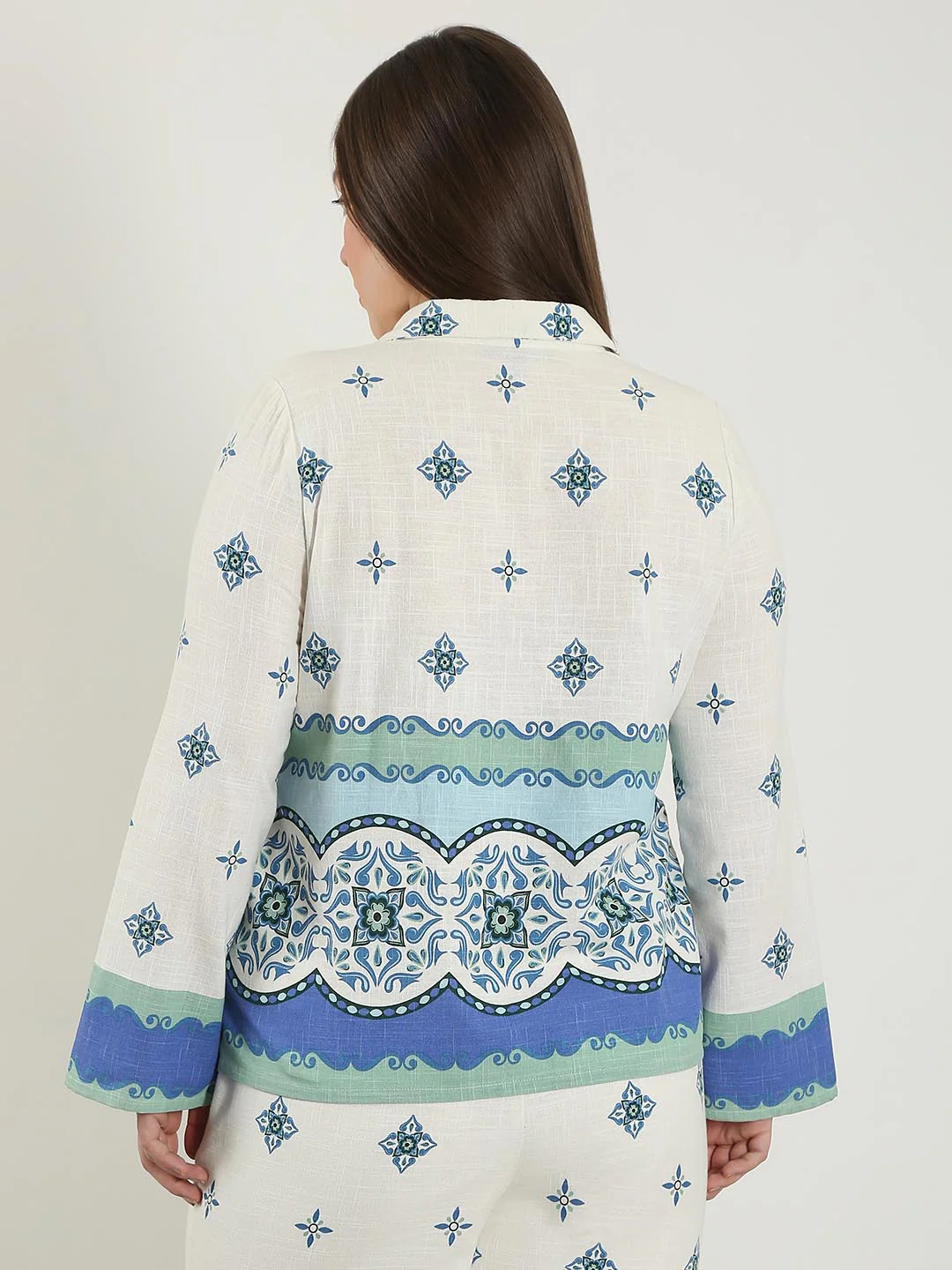 Vero Moda Curve White Printed Cotton Shirt - Image 3