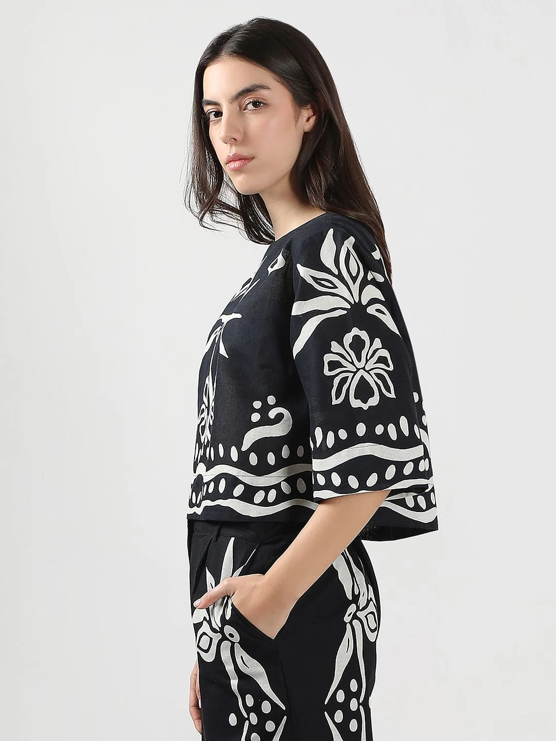 Black & White Printed Co-Ord Set Top - Image 3