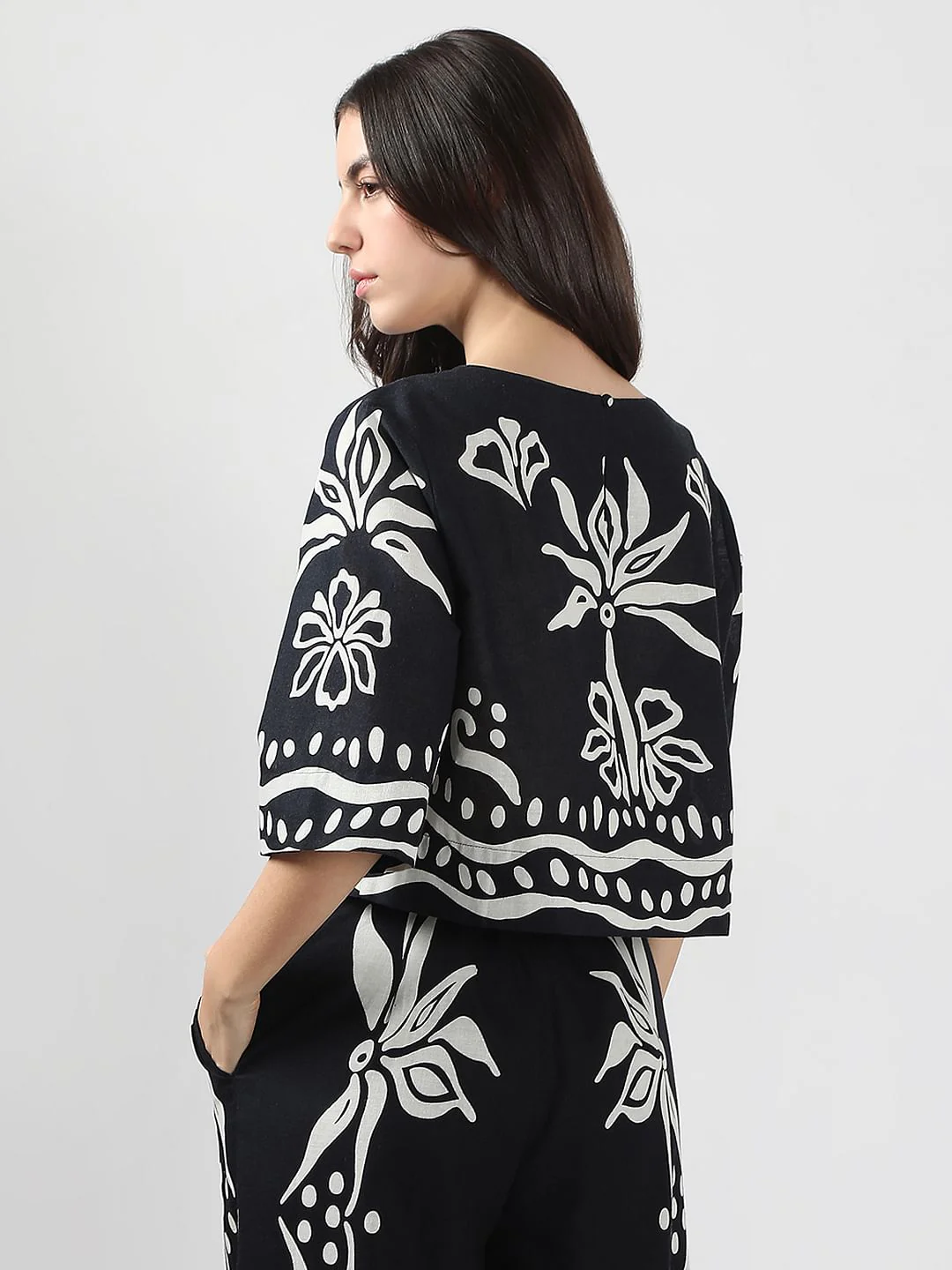 Black & White Printed Co-Ord Set Top - Image 4