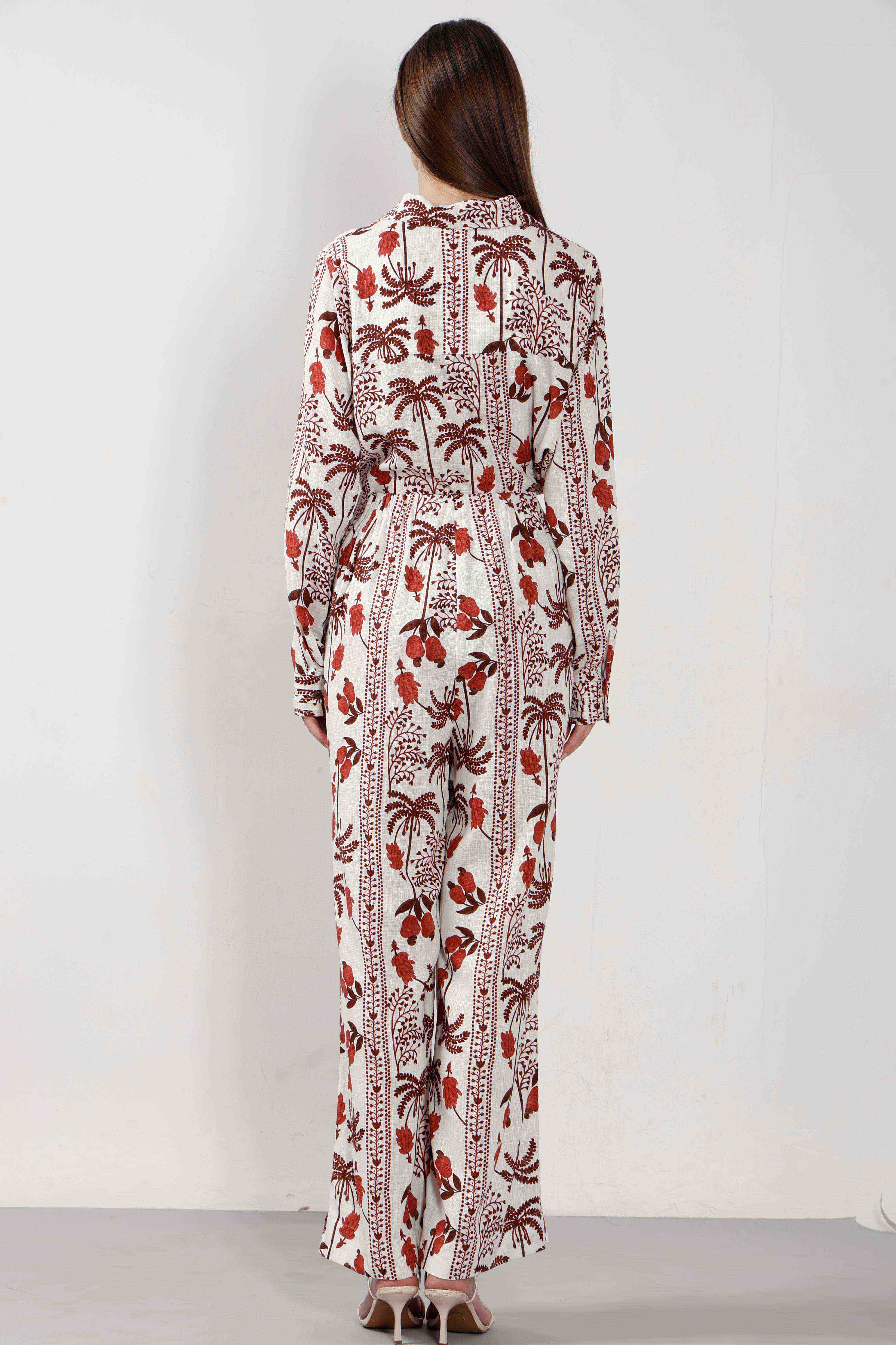Vero Moda Ecru Printed High Rise Pants - Image 10