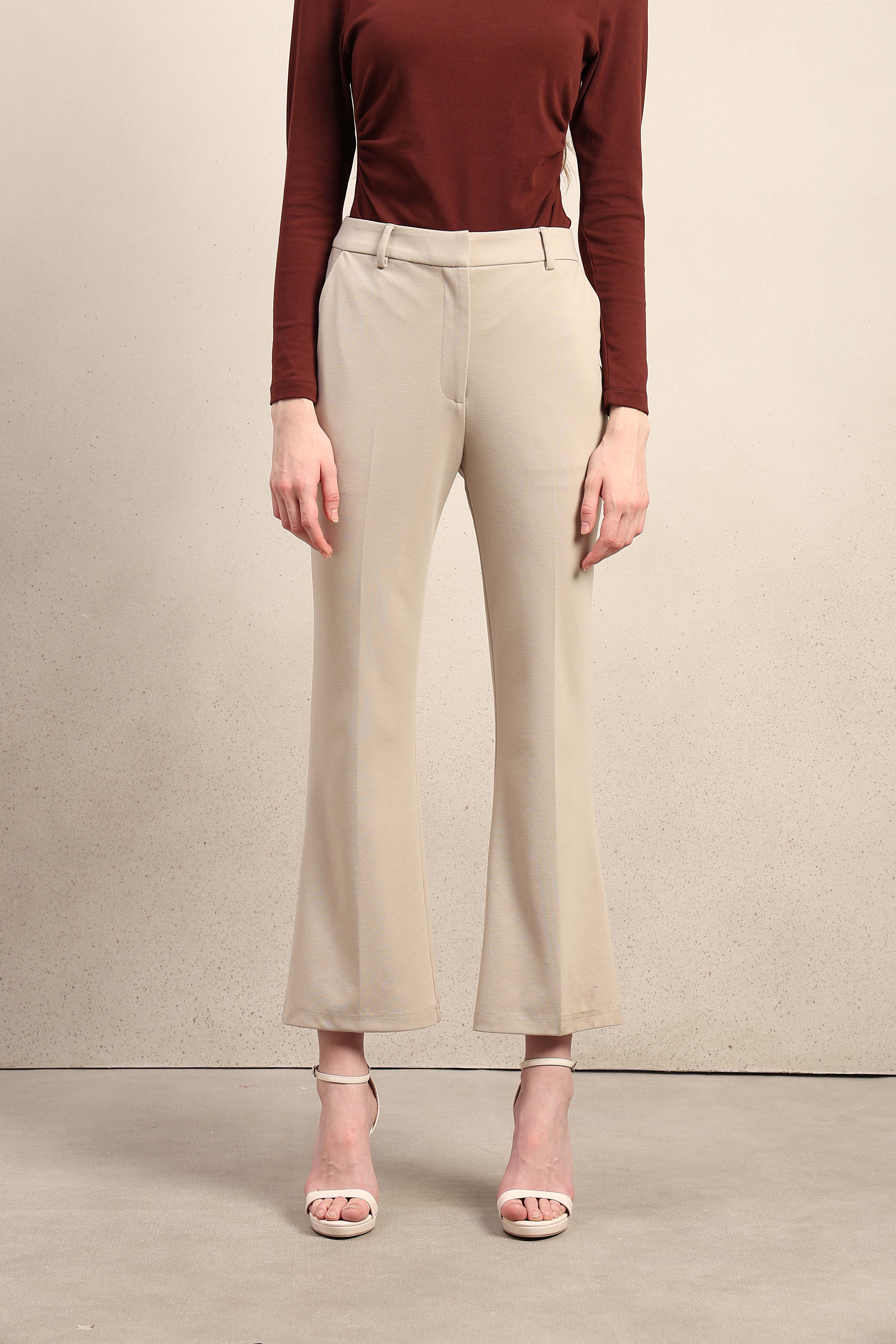 Cropped Bootcut Fit Pants - Image 9