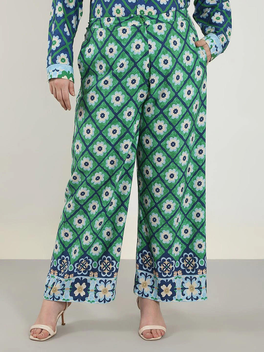 Curve Green Printed Co-Ord Set Pants - Image 2