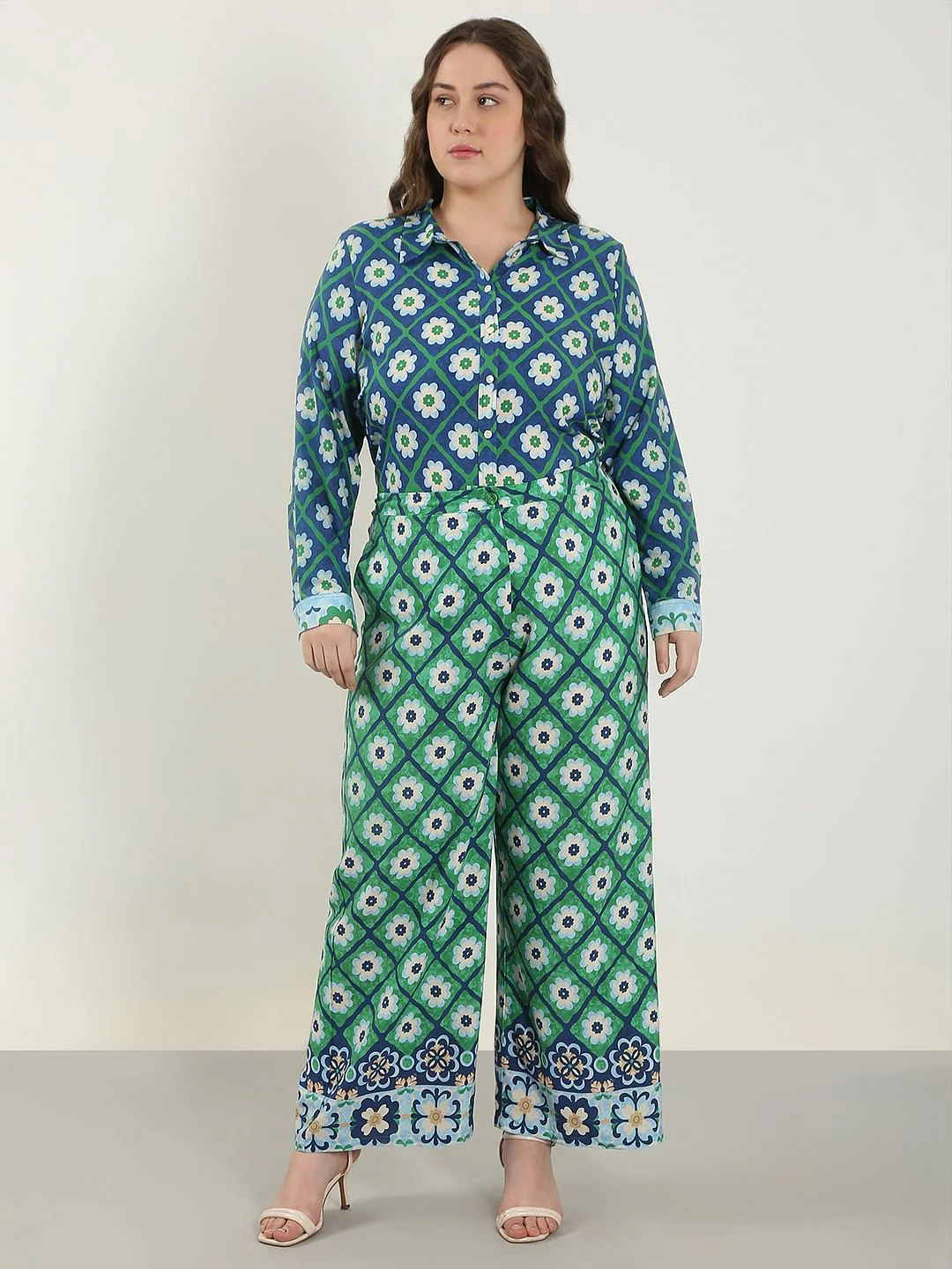 Curve Green Printed Co-Ord Set Pants - Image 5