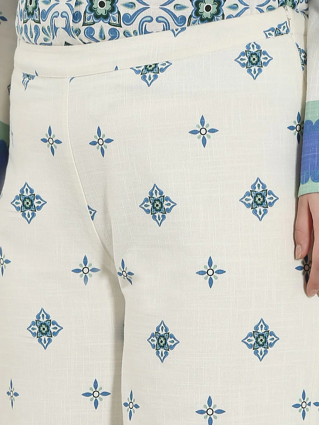 Curve White Printed Co-Ord Set Pants - Image 8