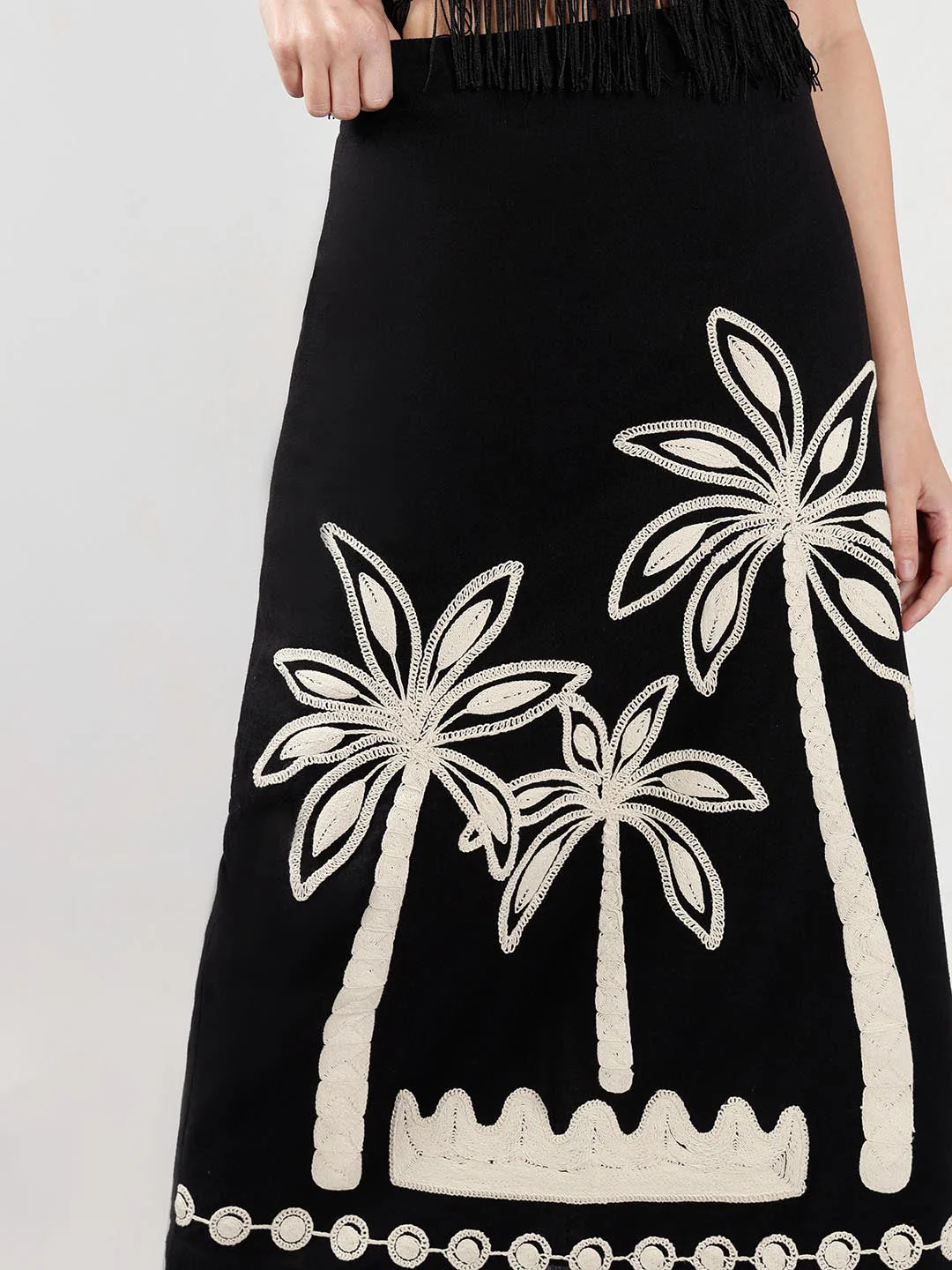 Vero Moda Black Embroidered Co-Ord Set Skirt - Image 6