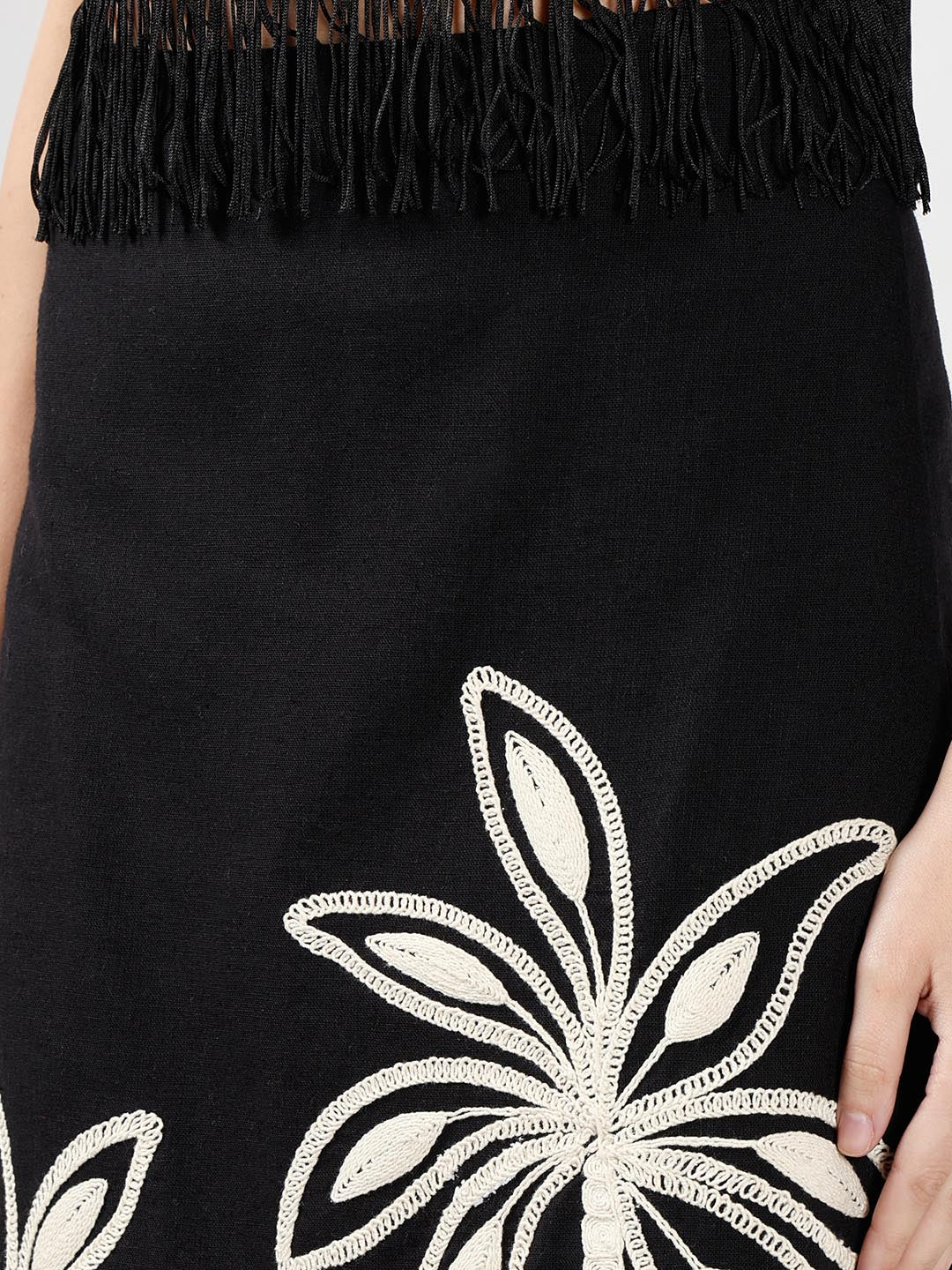 Vero Moda Black Embroidered Co-Ord Set Skirt - Image 8