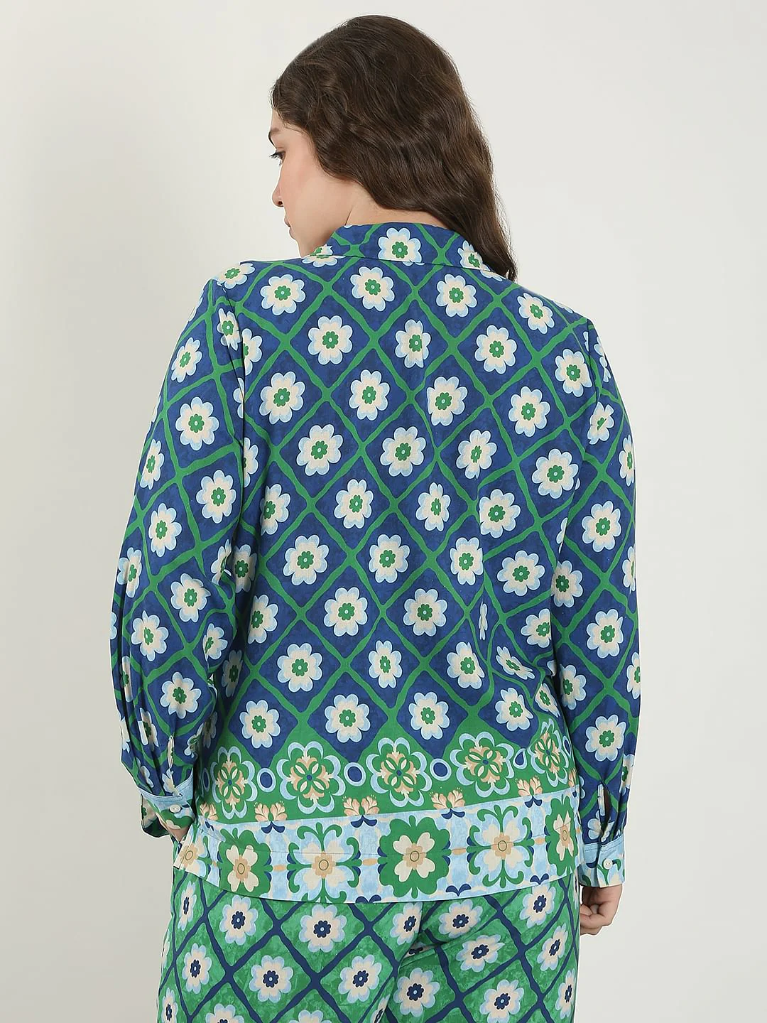 Curve Green Printed Co-Ord Set Shirt - Image 4
