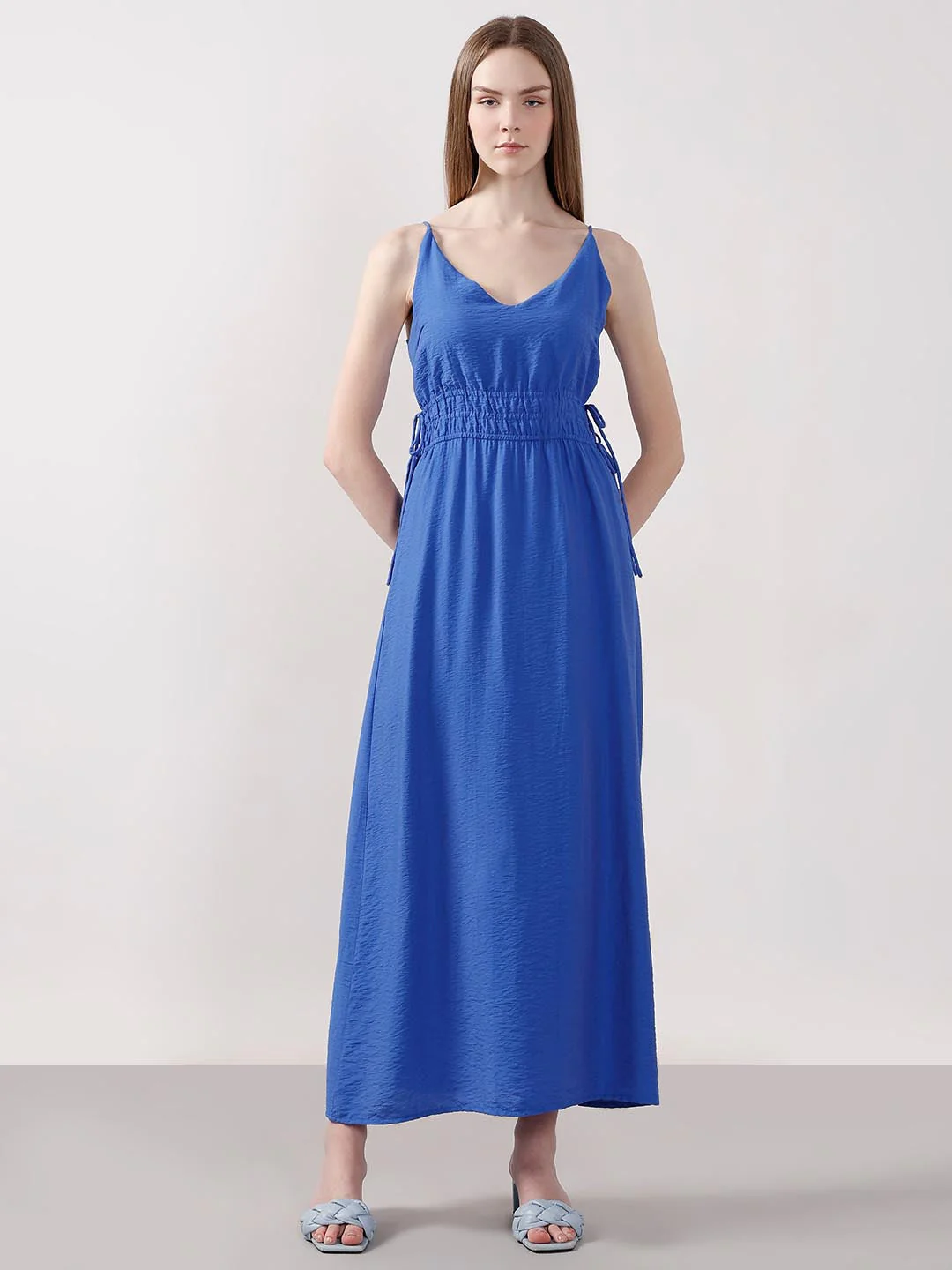 Vero Moda Blue V Neck Strappy Dress - Image 2