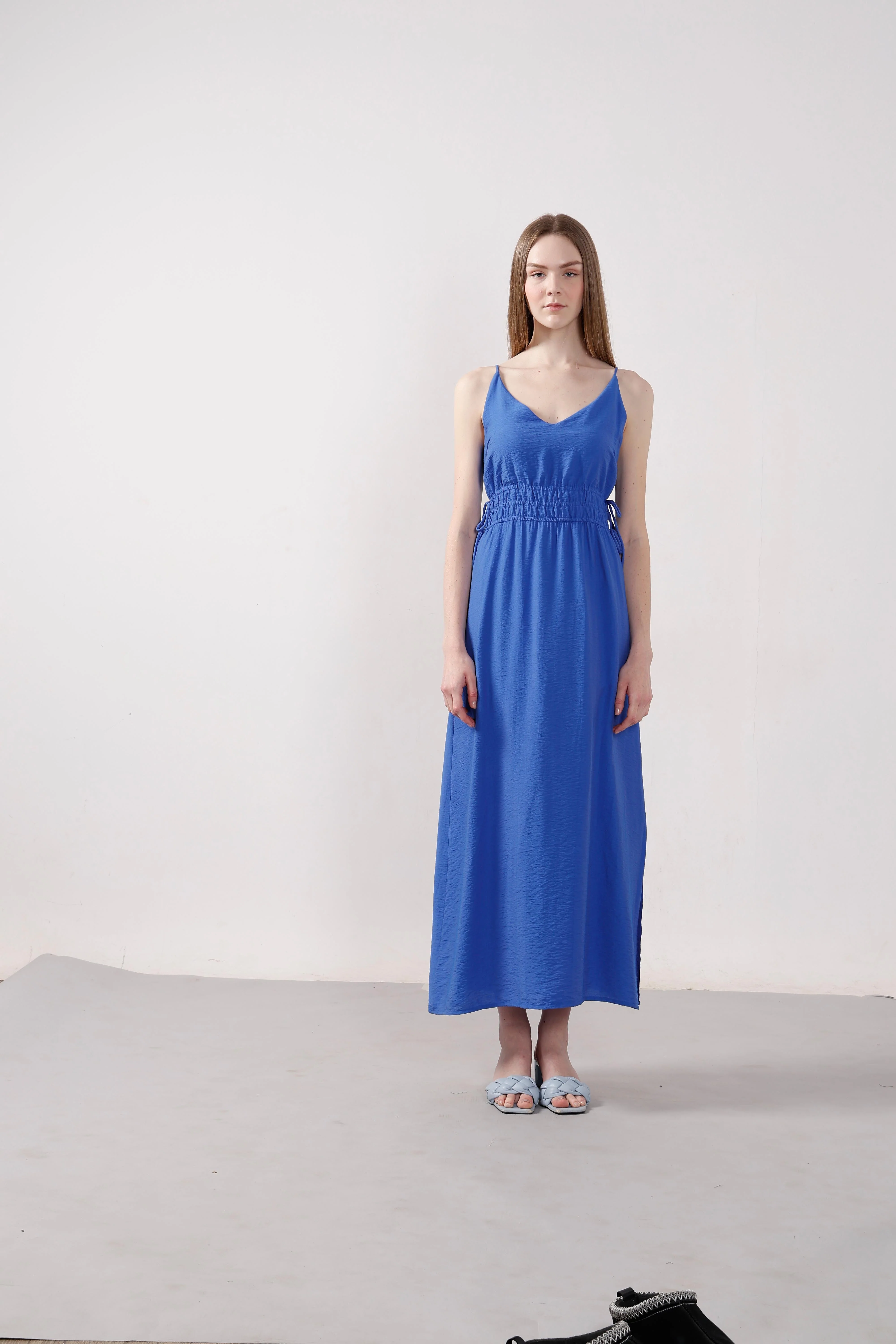 Vero Moda Blue V Neck Strappy Dress - Image 8