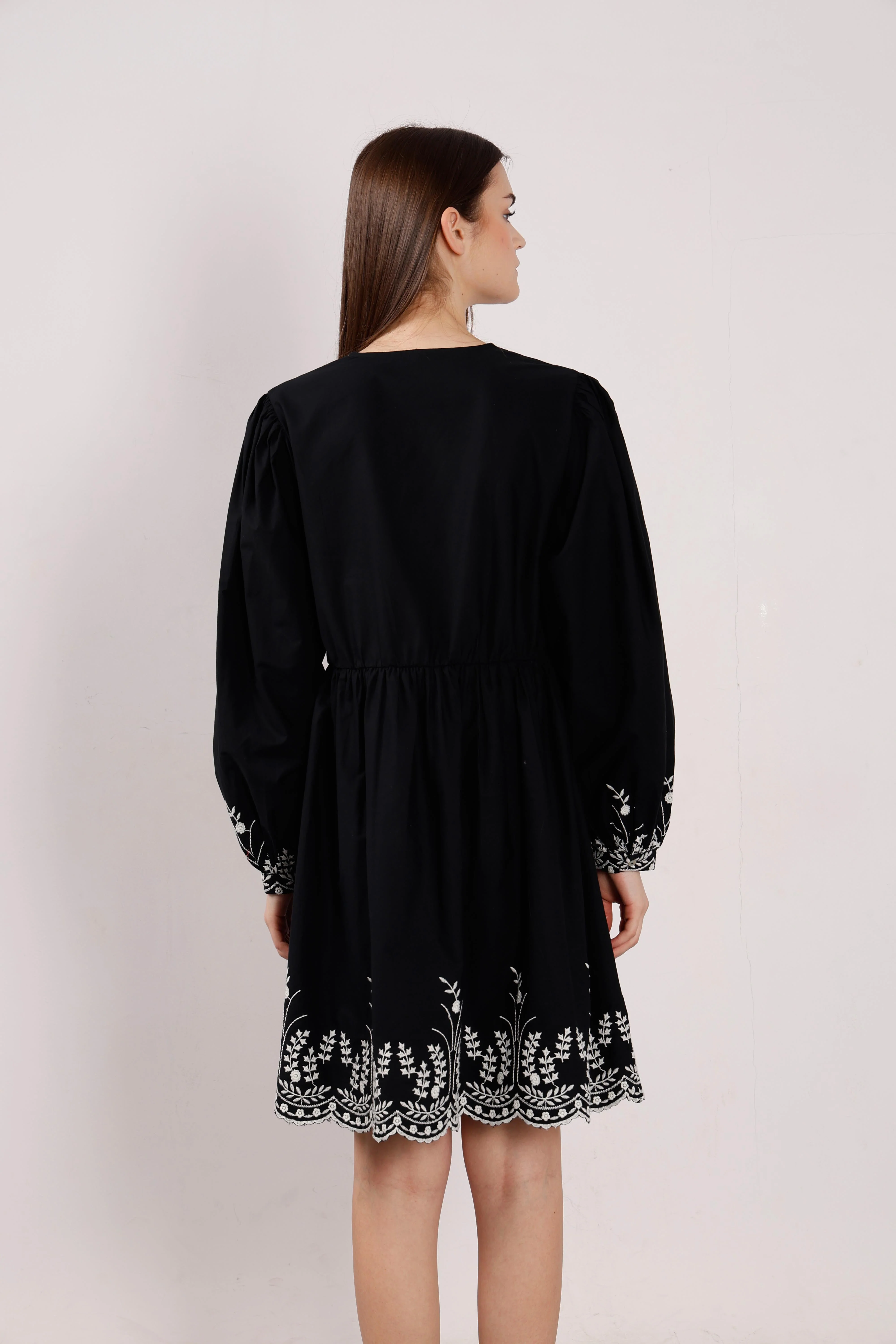 Vero Moda Black Embroidered Cotton Dress - Image 10