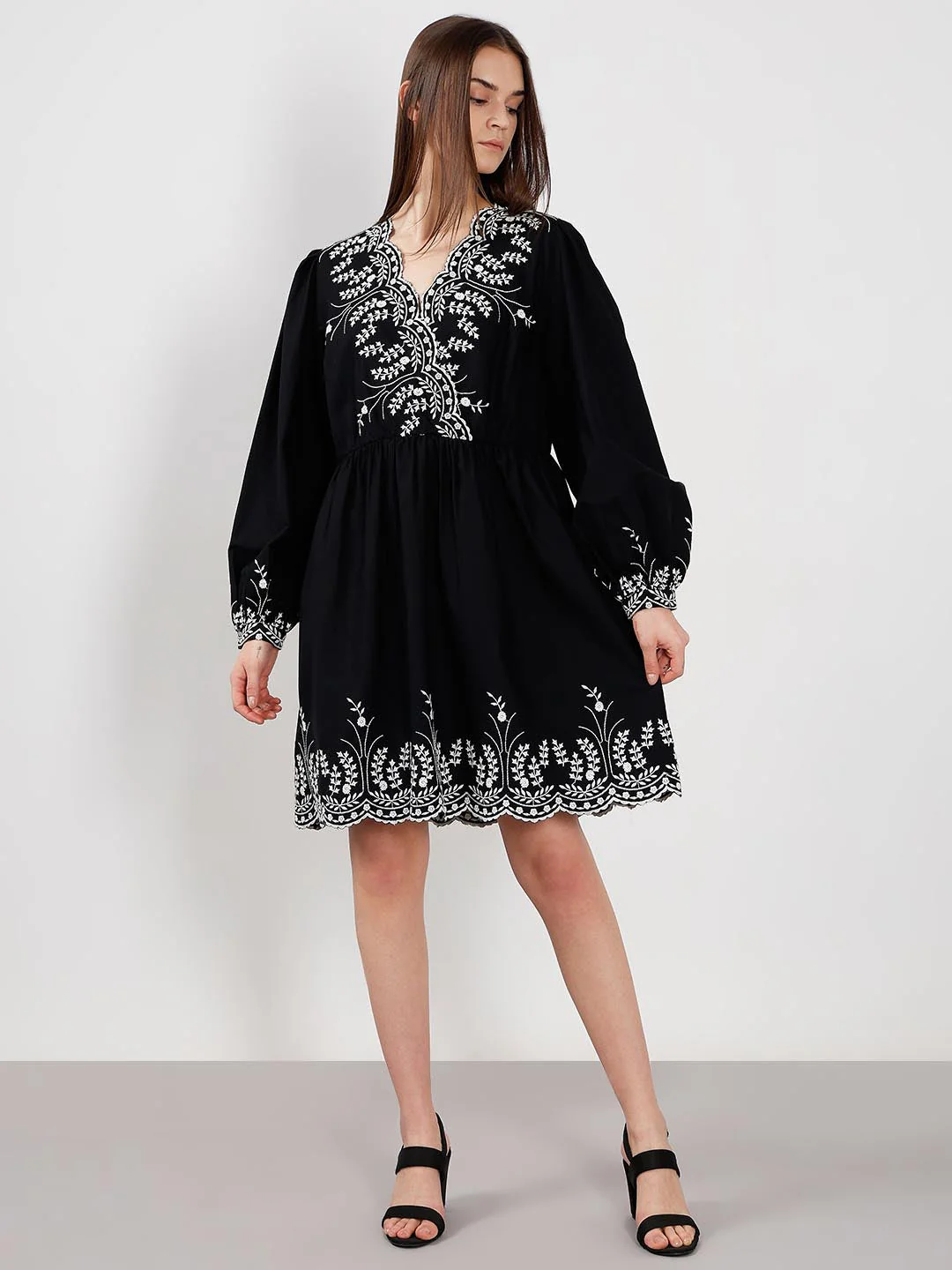 Vero Moda Black Embroidered Cotton Dress - Image 5