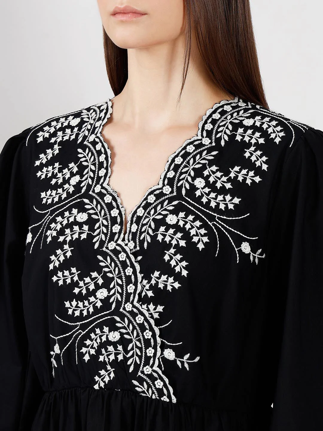 Vero Moda Black Embroidered Cotton Dress - Image 8