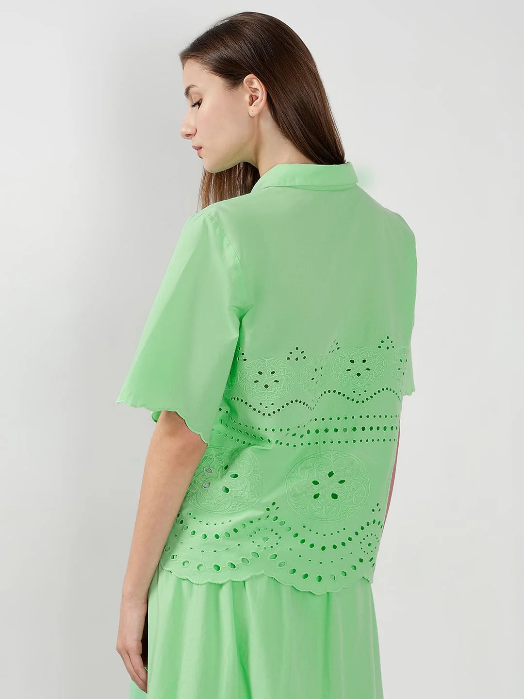 Green Cutwork Co-Ord Set Shirt - Image 4