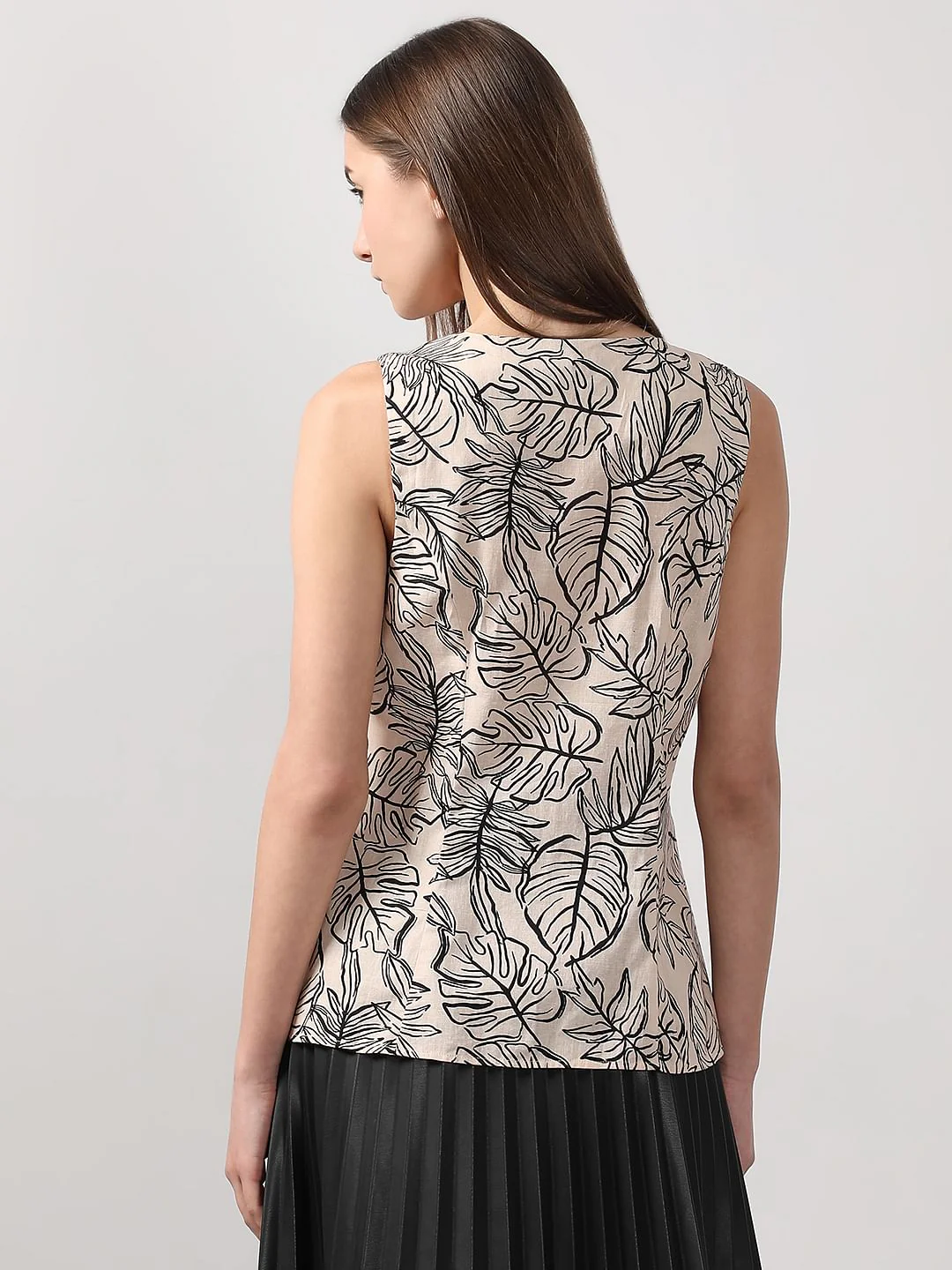 Beige Printed Sleeveless Top - Image 4
