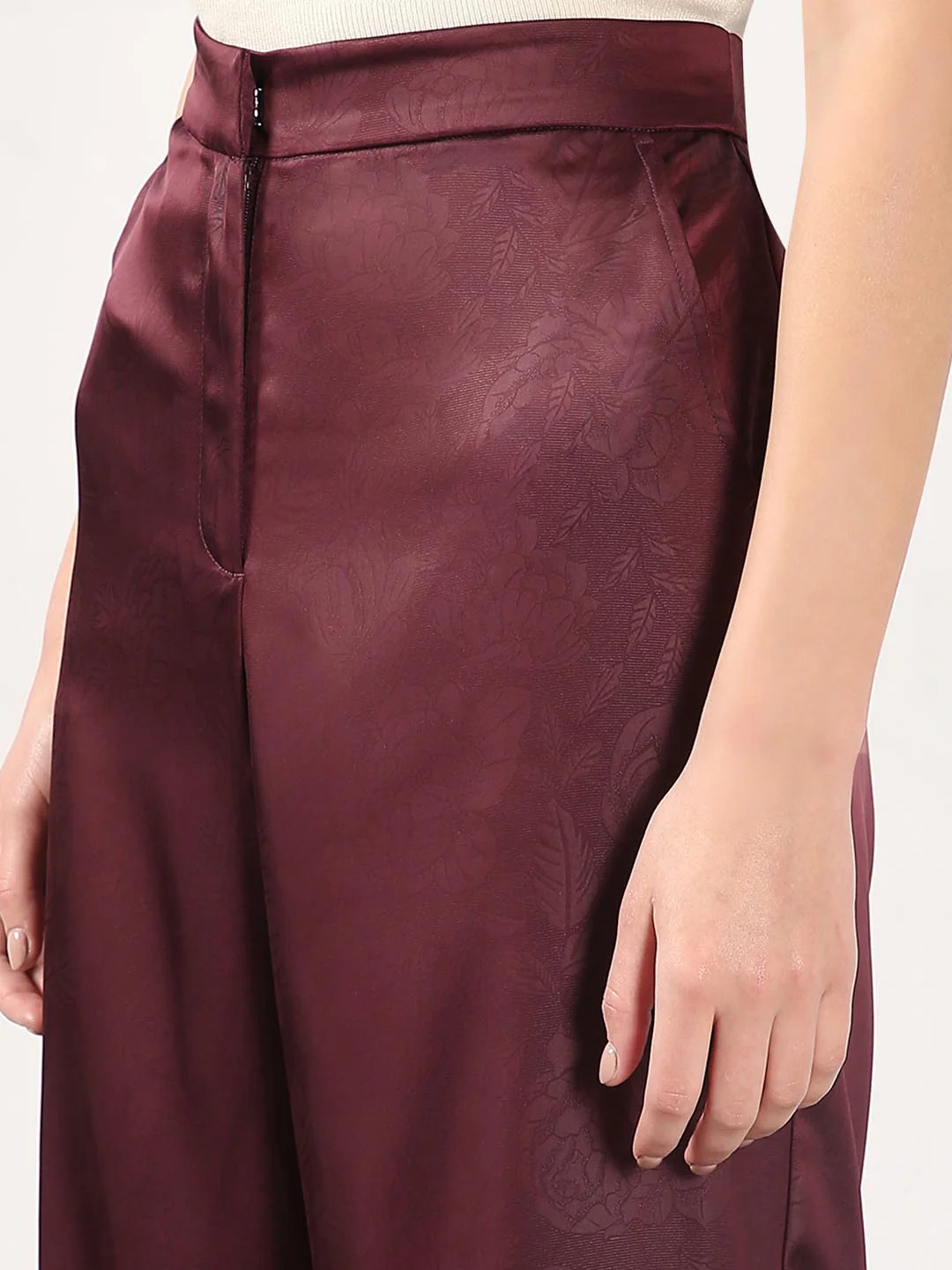 Vero Moda Maroon High Rise Flared Pants - Image 8