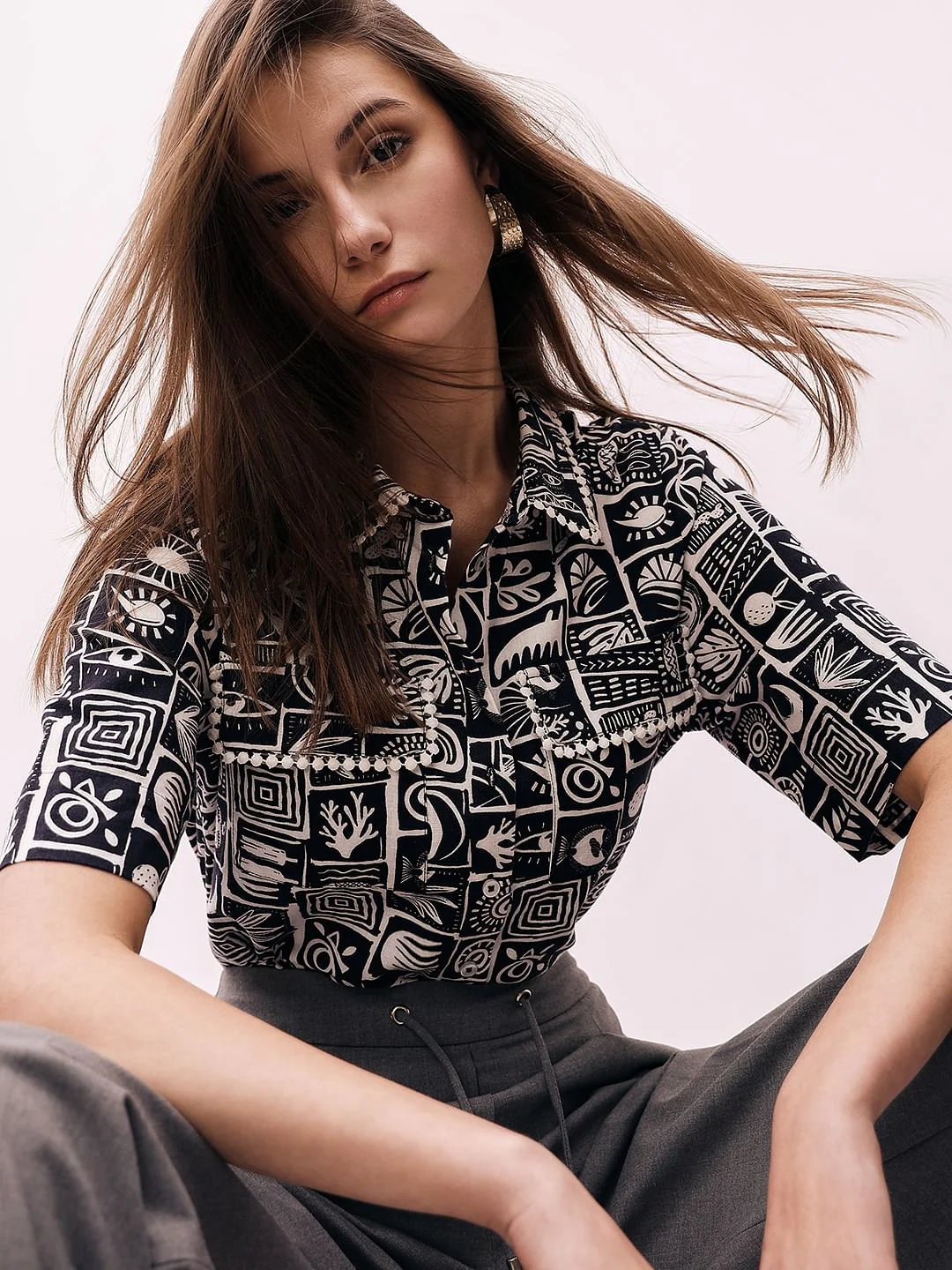 Black & White Printed Cropped Shirt