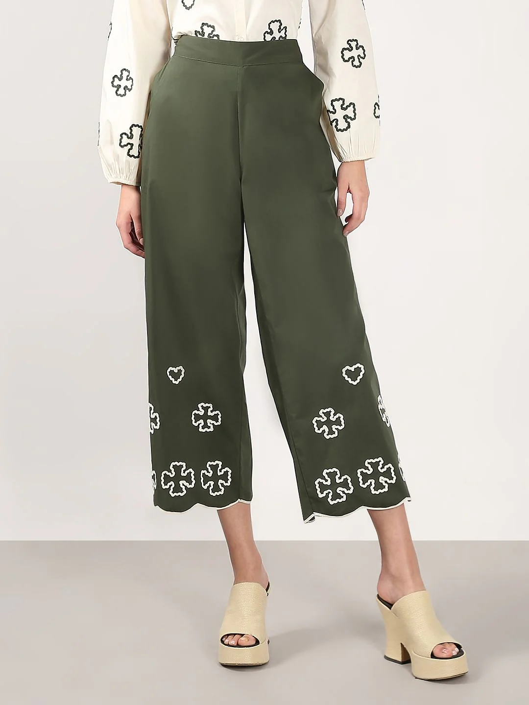 Olive Green Printed Co-Ord Set Pants - Image 2