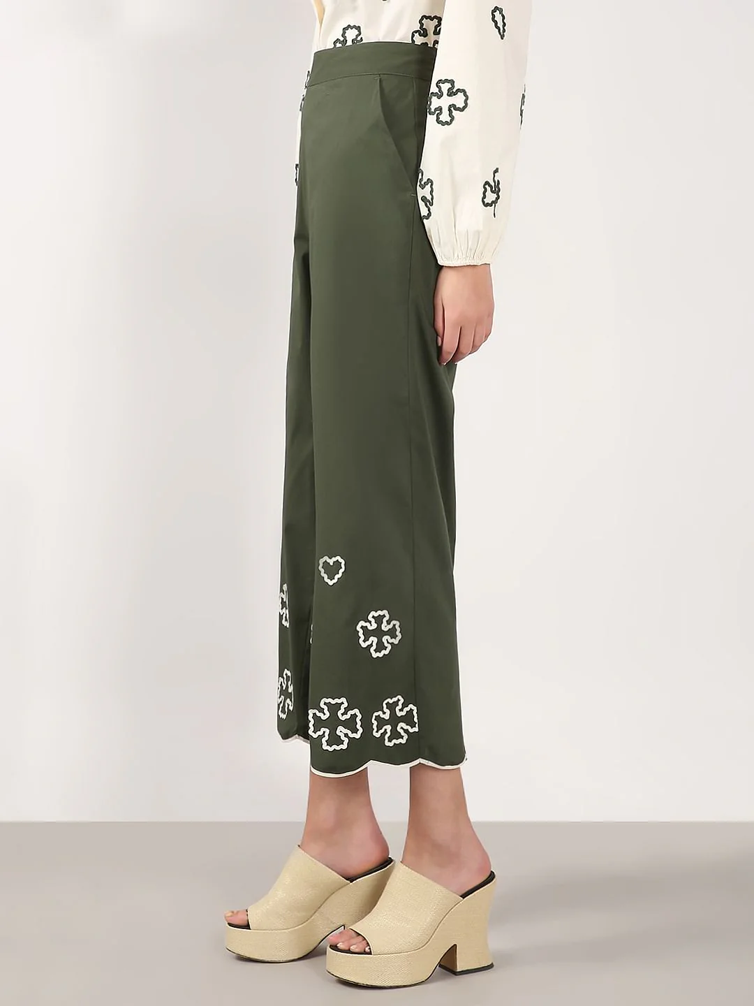 Olive Green Printed Co-Ord Set Pants - Image 3