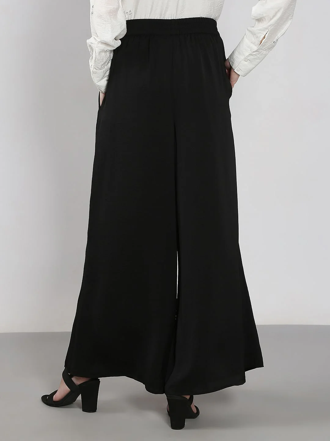 Black Wide Leg Trousers - Image 4