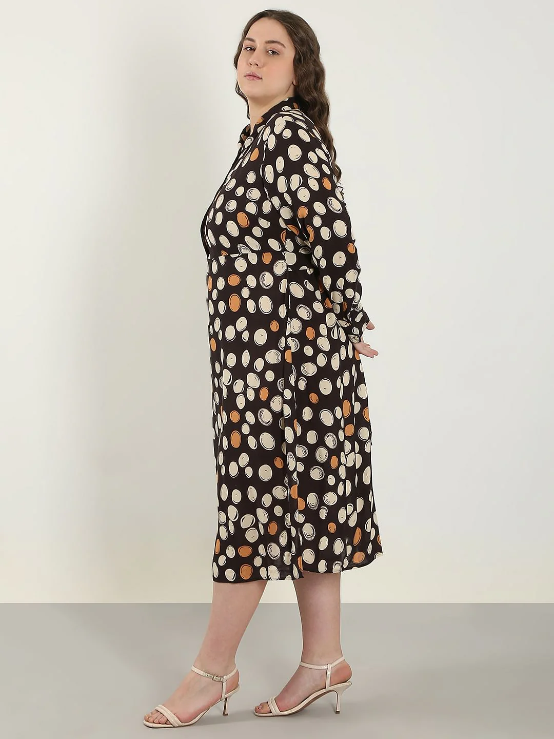 Curve Black Printed Midi Dress - Image 3