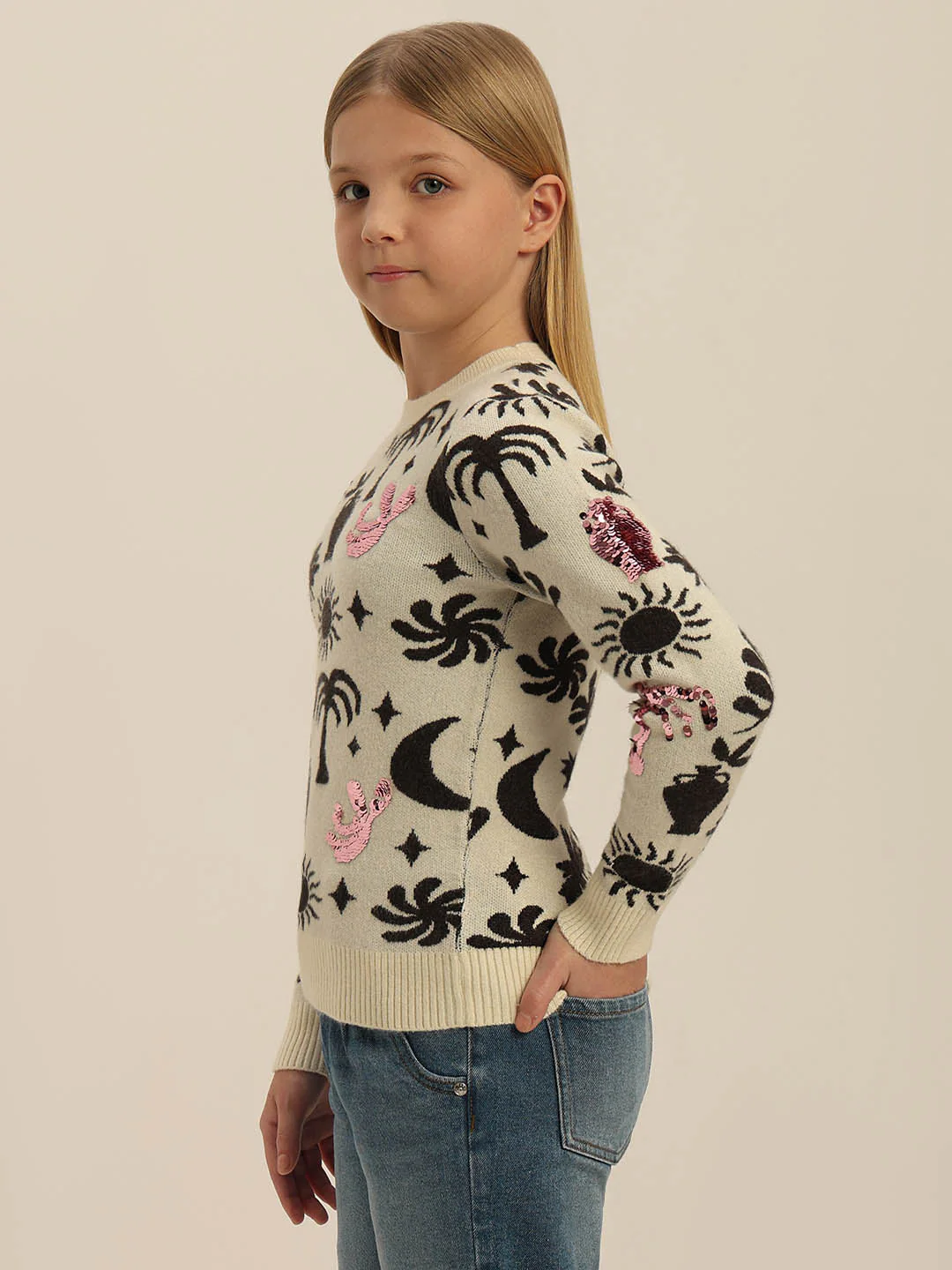 GIRLS Printed Round Neck Sweater - Image 3