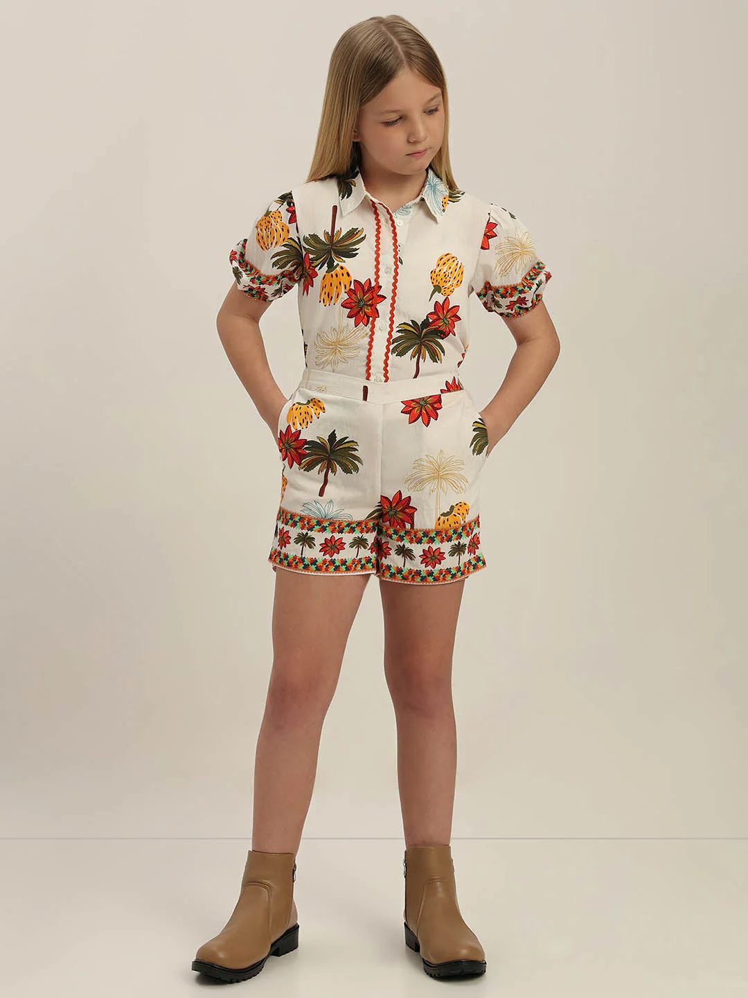 GIRLS Tropical Print Shorts - Image 5
