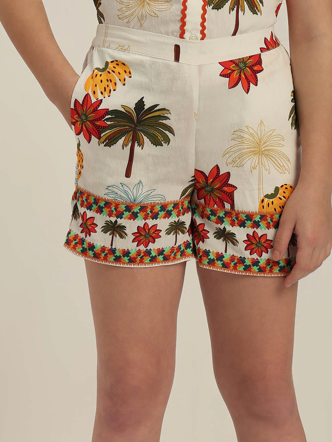 GIRLS Tropical Print Shorts - Image 6