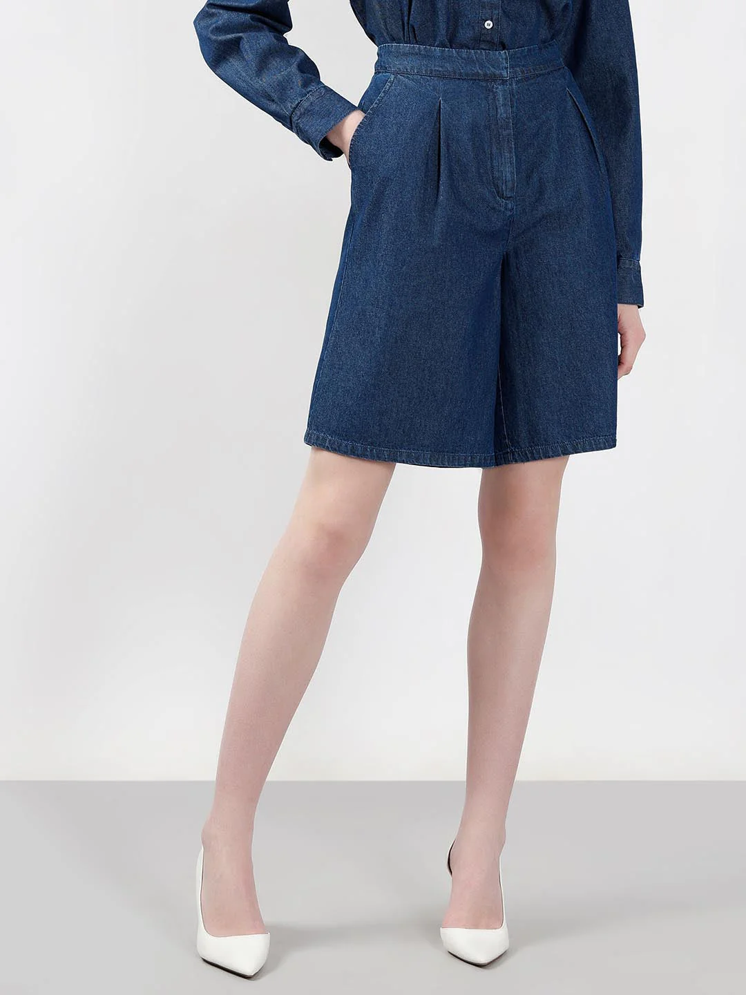 Vero Moda Dark Blue Bermuda Denim Shorts - Image 2