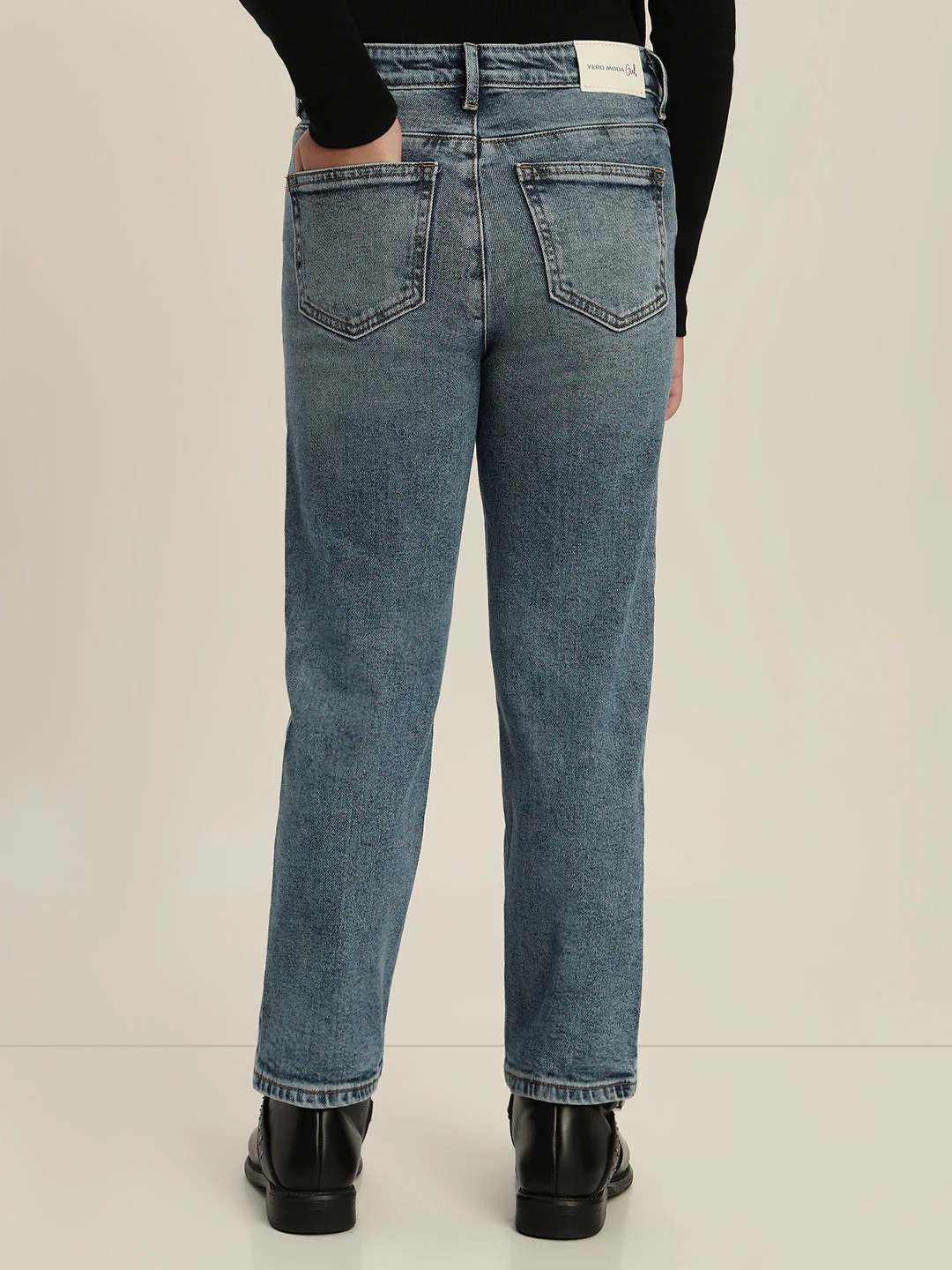 Girls Embellished Mom Fit Jeans - Image 4