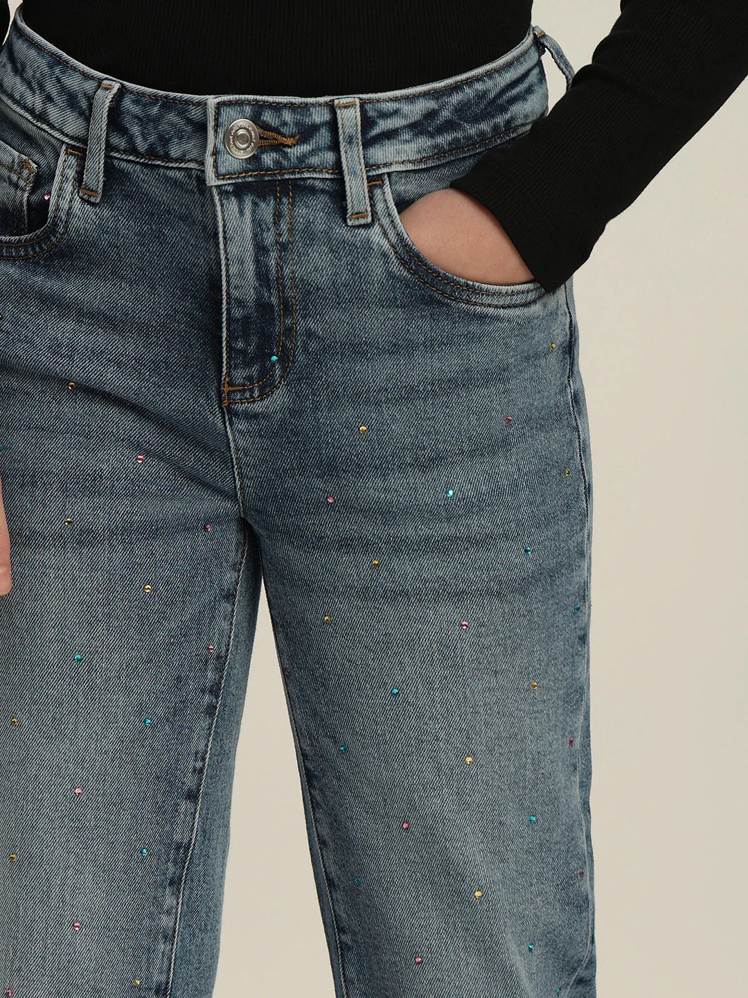 Girls Embellished Mom Fit Jeans - Image 6
