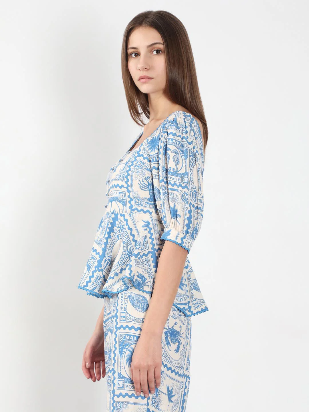 Vero Moda Ecru Printed Co-Ord Set Top - Image 4