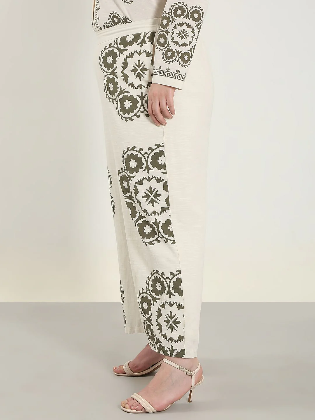 Curve Ecru Printed Co-Ord Set Pants - Image 3