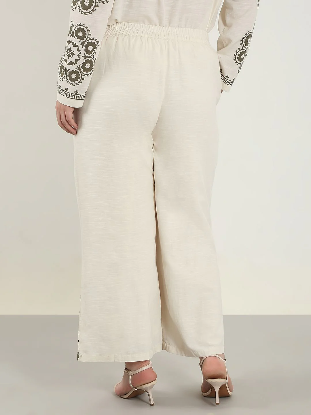 Curve Ecru Printed Co-Ord Set Pants - Image 4