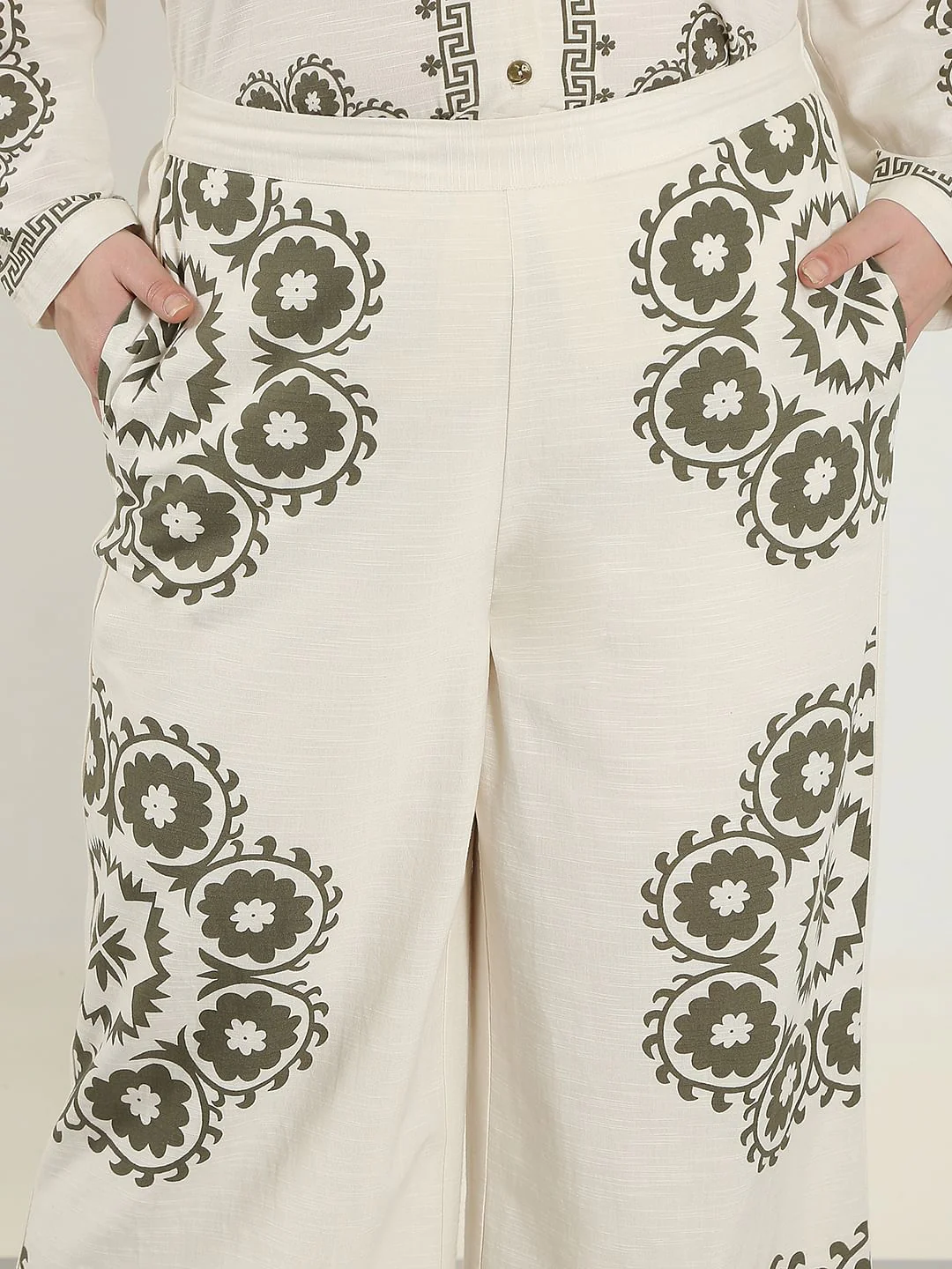 Curve Ecru Printed Co-Ord Set Pants - Image 6