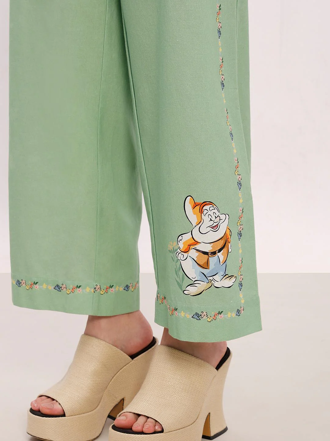 Vero Moda Green Printed Co-Ord Set Pants - Image 6