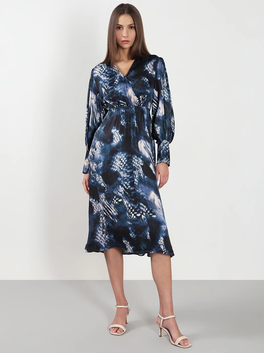 Vero Moda Navy Blue Printed Midi Dress - Image 2