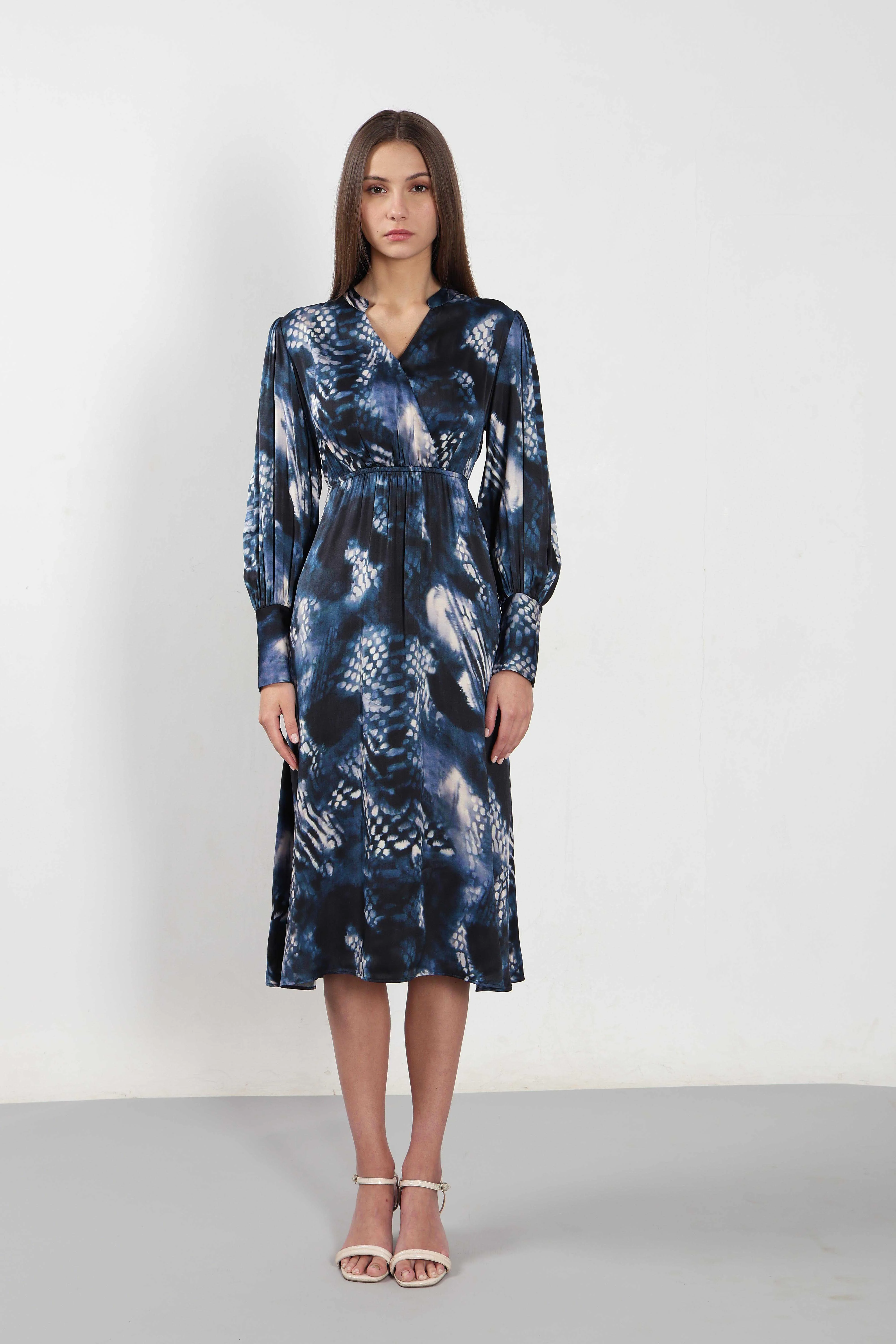 Vero Moda Navy Blue Printed Midi Dress - Image 8