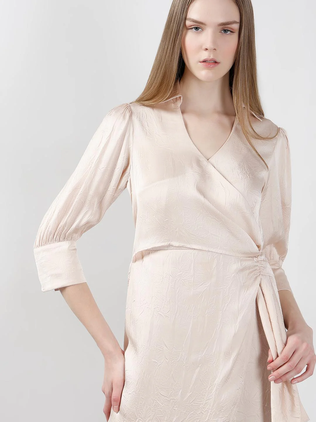 Vero Moda off-White Wrap Satin Dress - Image 6